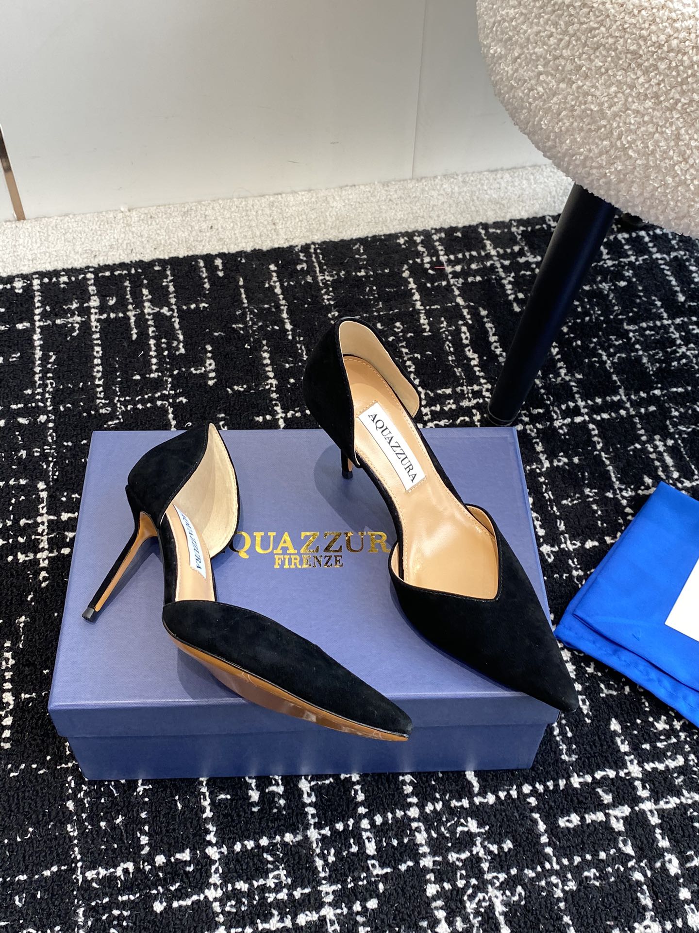 Aquazzura24ss惊艳火爆款菠萝王室贵族的钟爱雍容华贵气质高雅到手如图柜级品质面料进口麂皮/进口