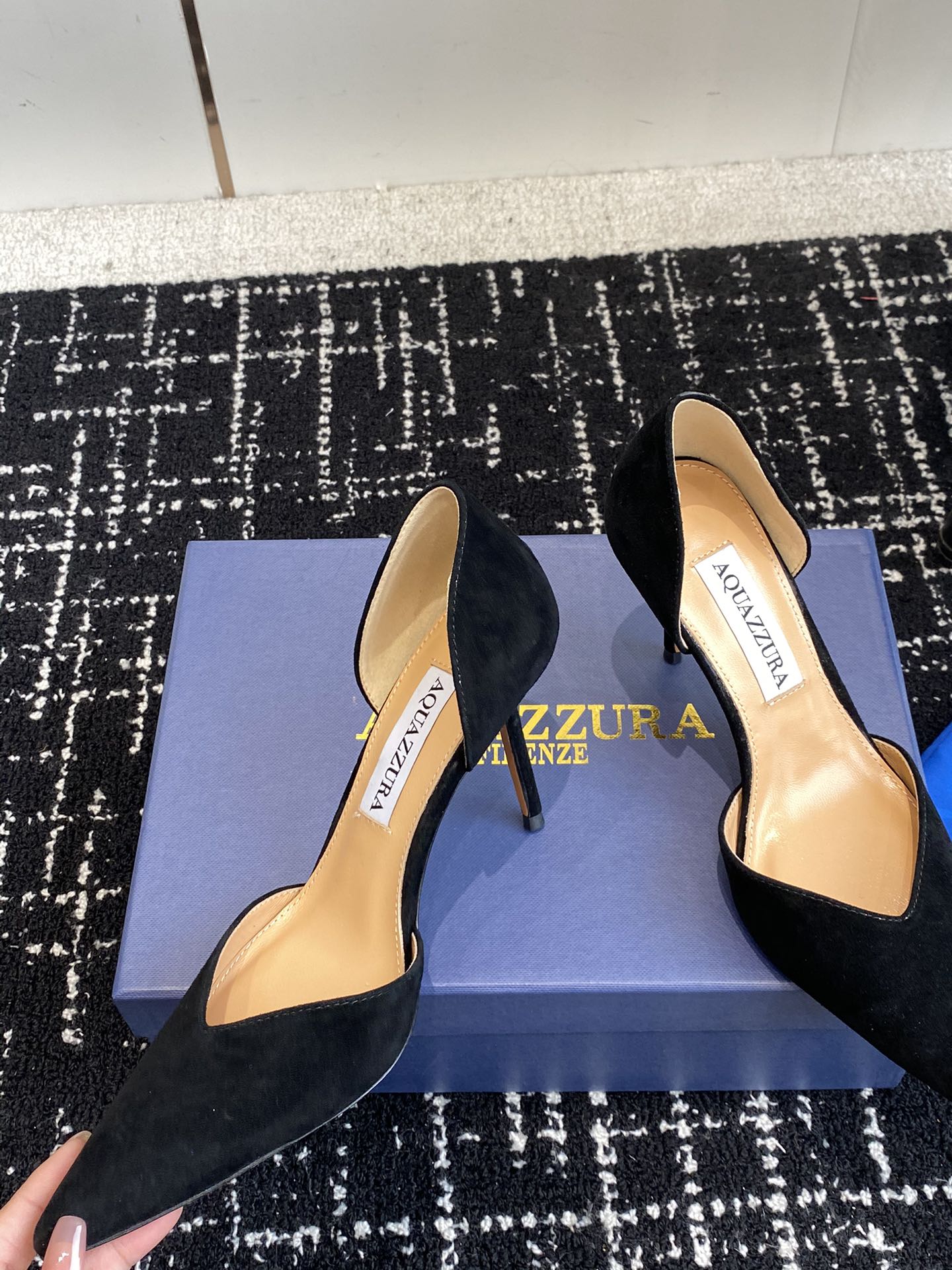 Aquazzura24ss惊艳火爆款菠萝王室贵族的钟爱雍容华贵气质高雅到手如图柜级品质面料进口麂皮/进口