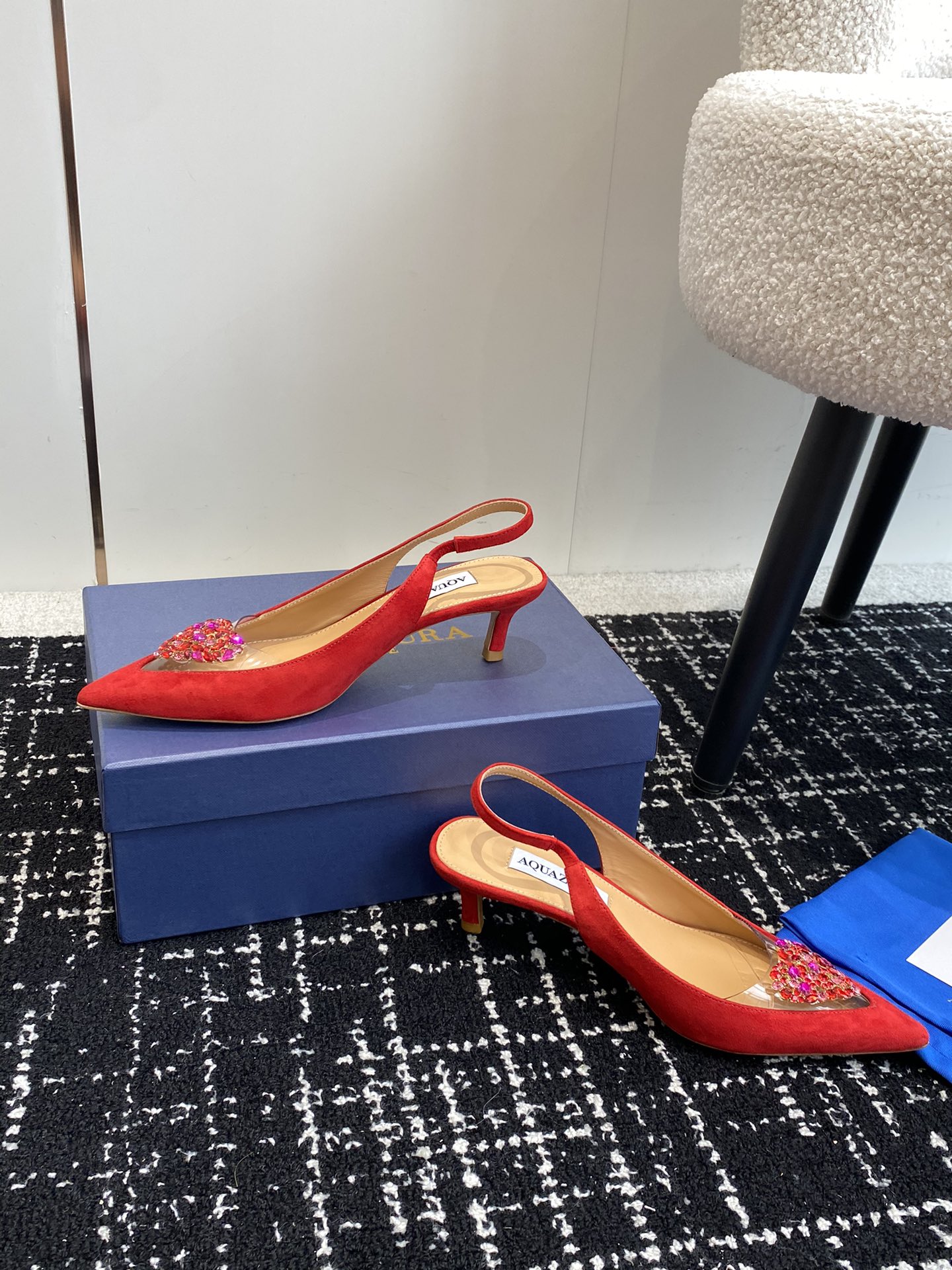 Aquazzura24ss惊艳火爆款菠萝王室贵族的钟爱雍容华贵气质高雅到手如图柜级品质进口羊皮真丝璀璨别