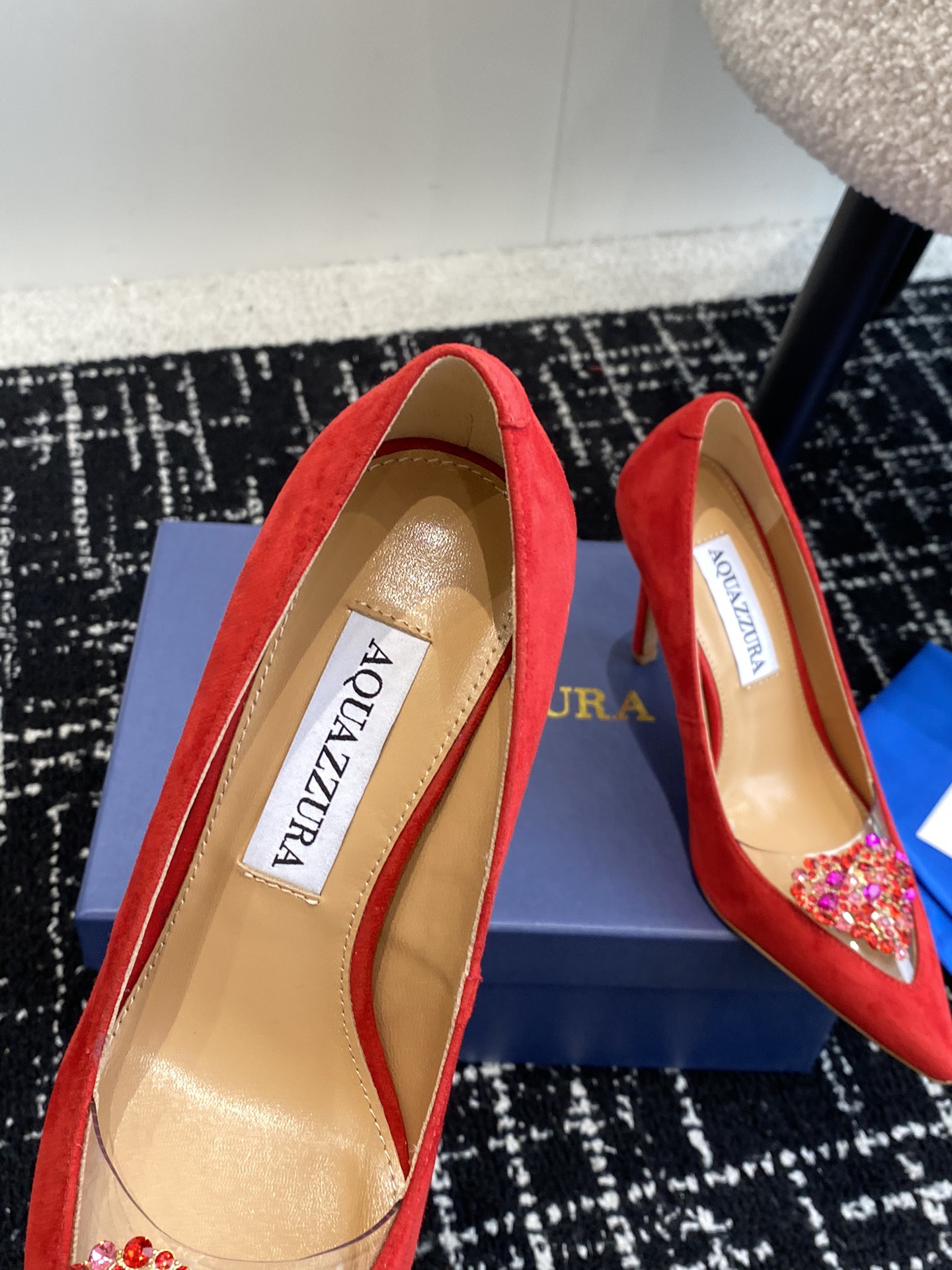 Aquazzura24ss惊艳火爆款菠萝王室贵族的钟爱雍容华贵气质高雅到手如图柜级品质进口羊皮真丝璀璨别