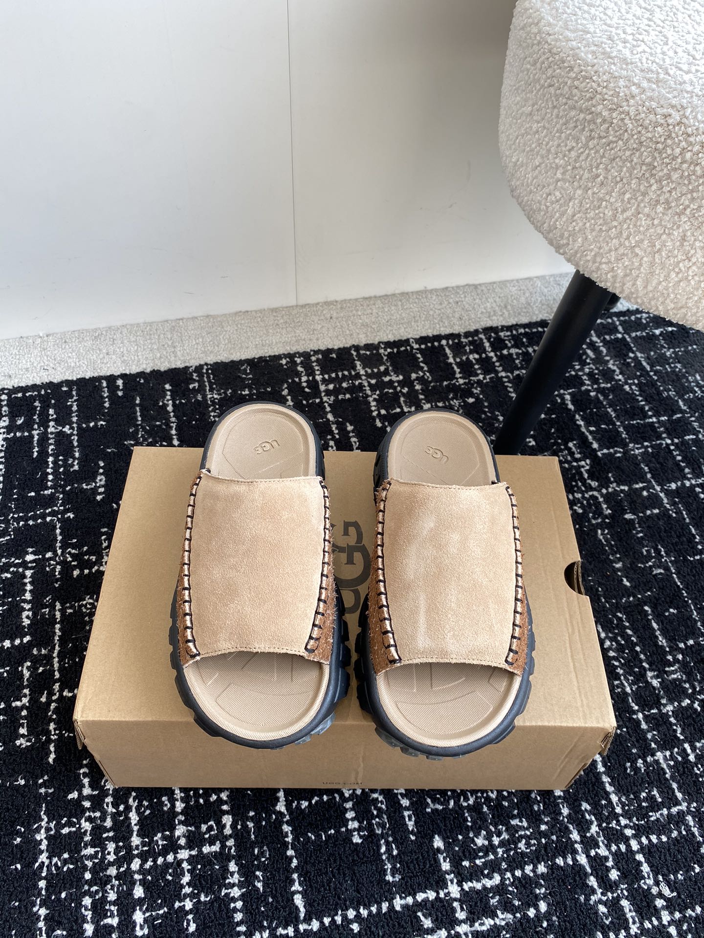 UGG24ss春夏新品来袭轮胎底单鞋简直美翻了塔斯曼TheVentureDazeMule24春夏全新系列