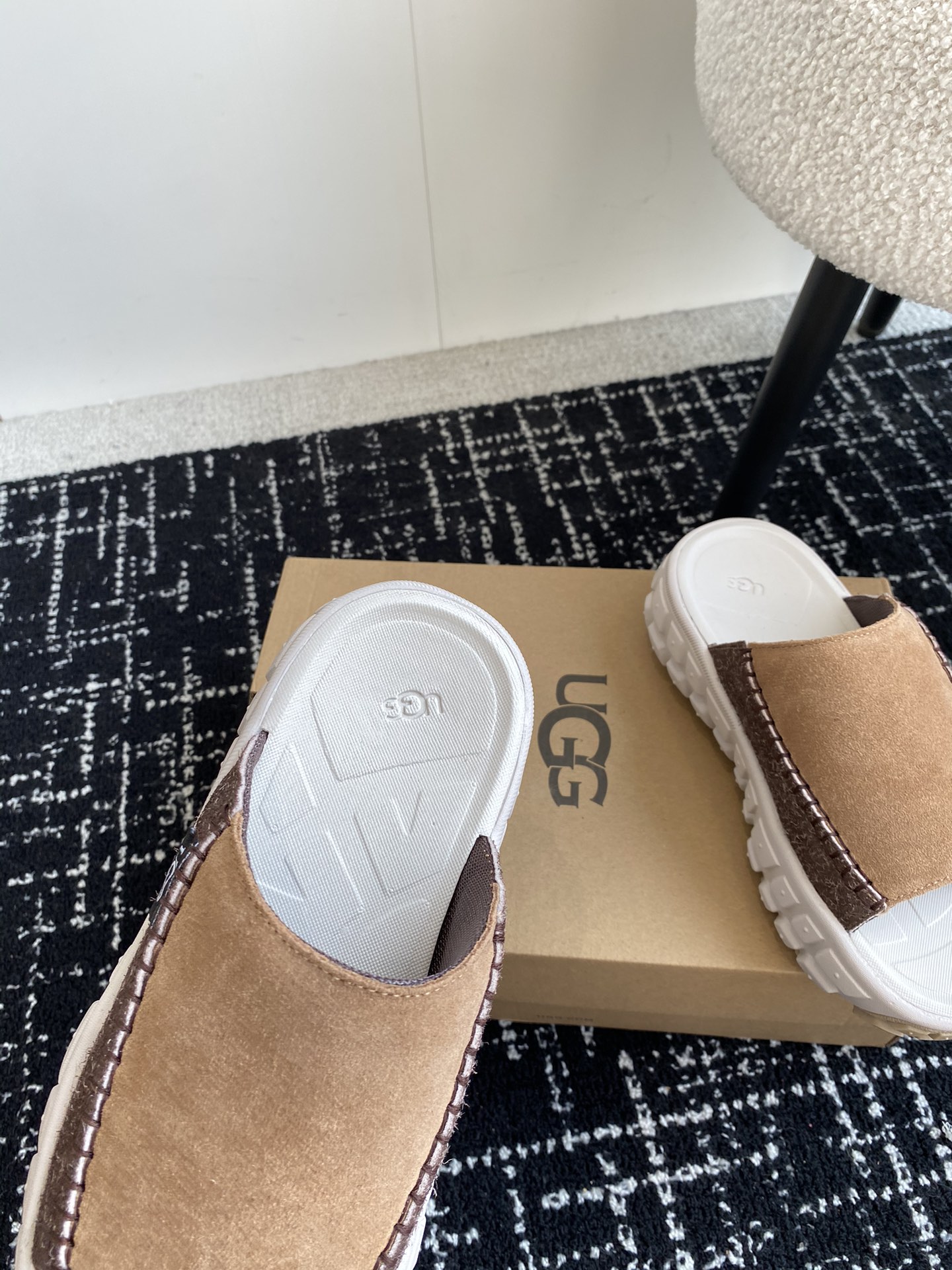 UGG24ss春夏新品来袭轮胎底单鞋简直美翻了塔斯曼TheVentureDazeMule24春夏全新系列