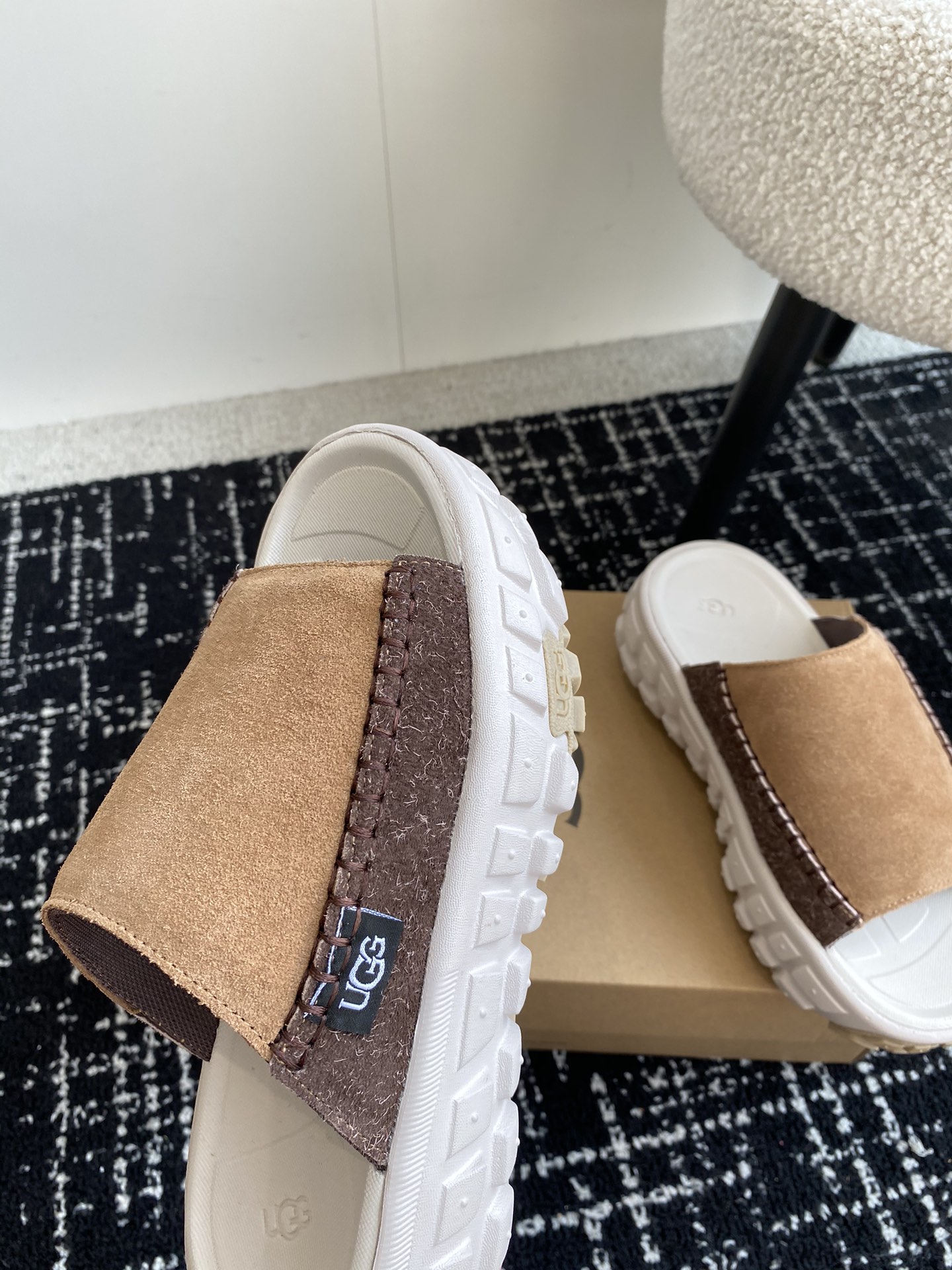 UGG24ss春夏新品来袭轮胎底单鞋简直美翻了塔斯曼TheVentureDazeMule24春夏全新系列