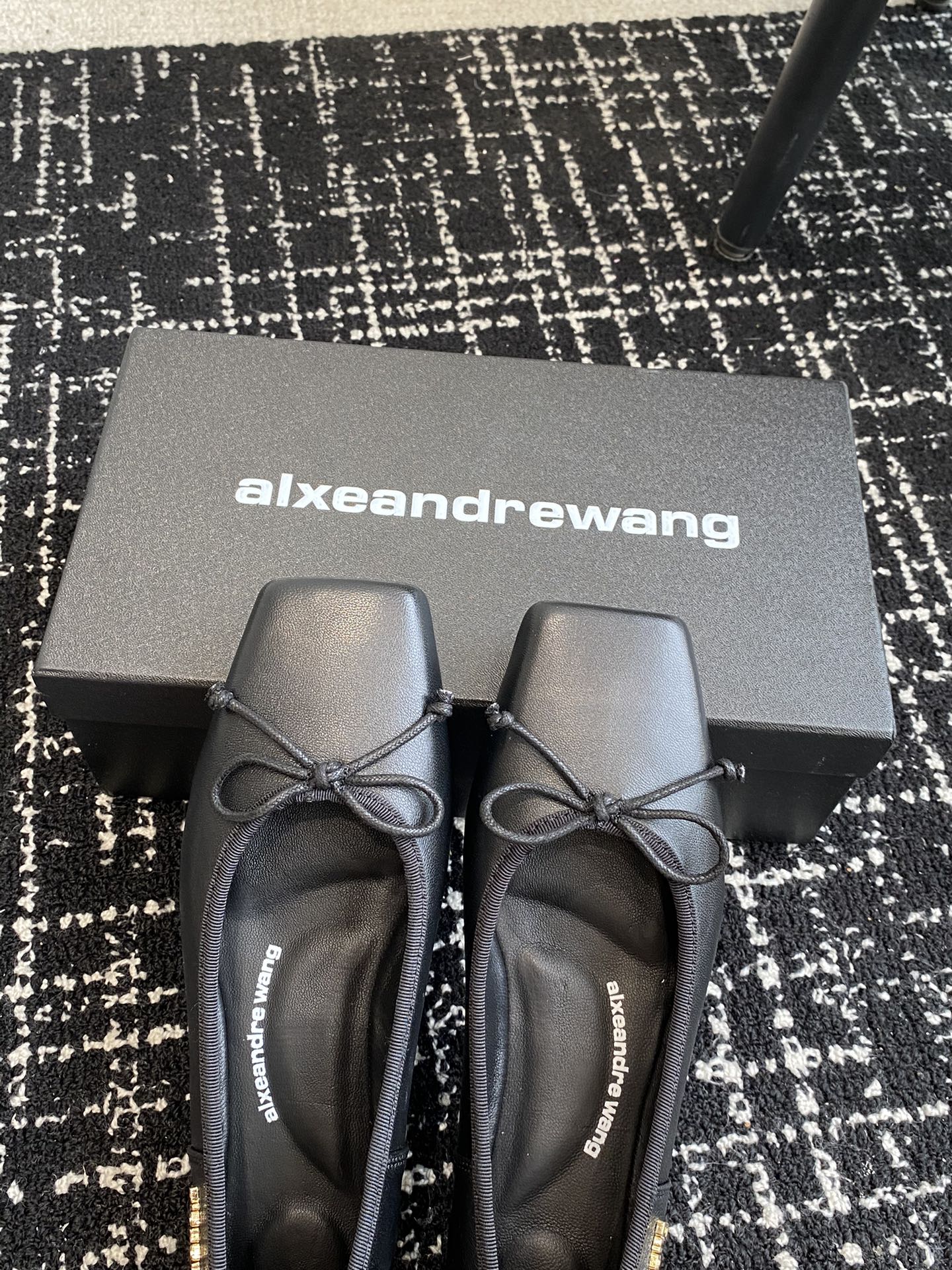 东莞alexanderwangnewarrival大王2024春夏方头芭蕾舞鞋新品小方头就是芭蕾舞鞋最真