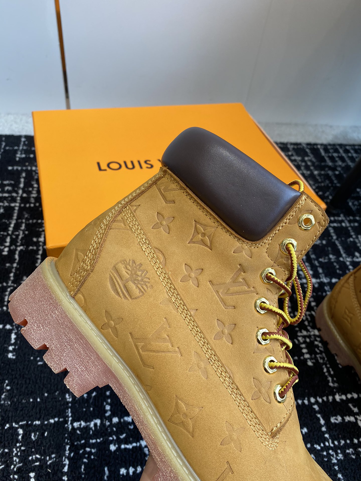 LouisVuittonxTimberland联名ViaInstagramLv24ss早秋添柏岚大黄靴今