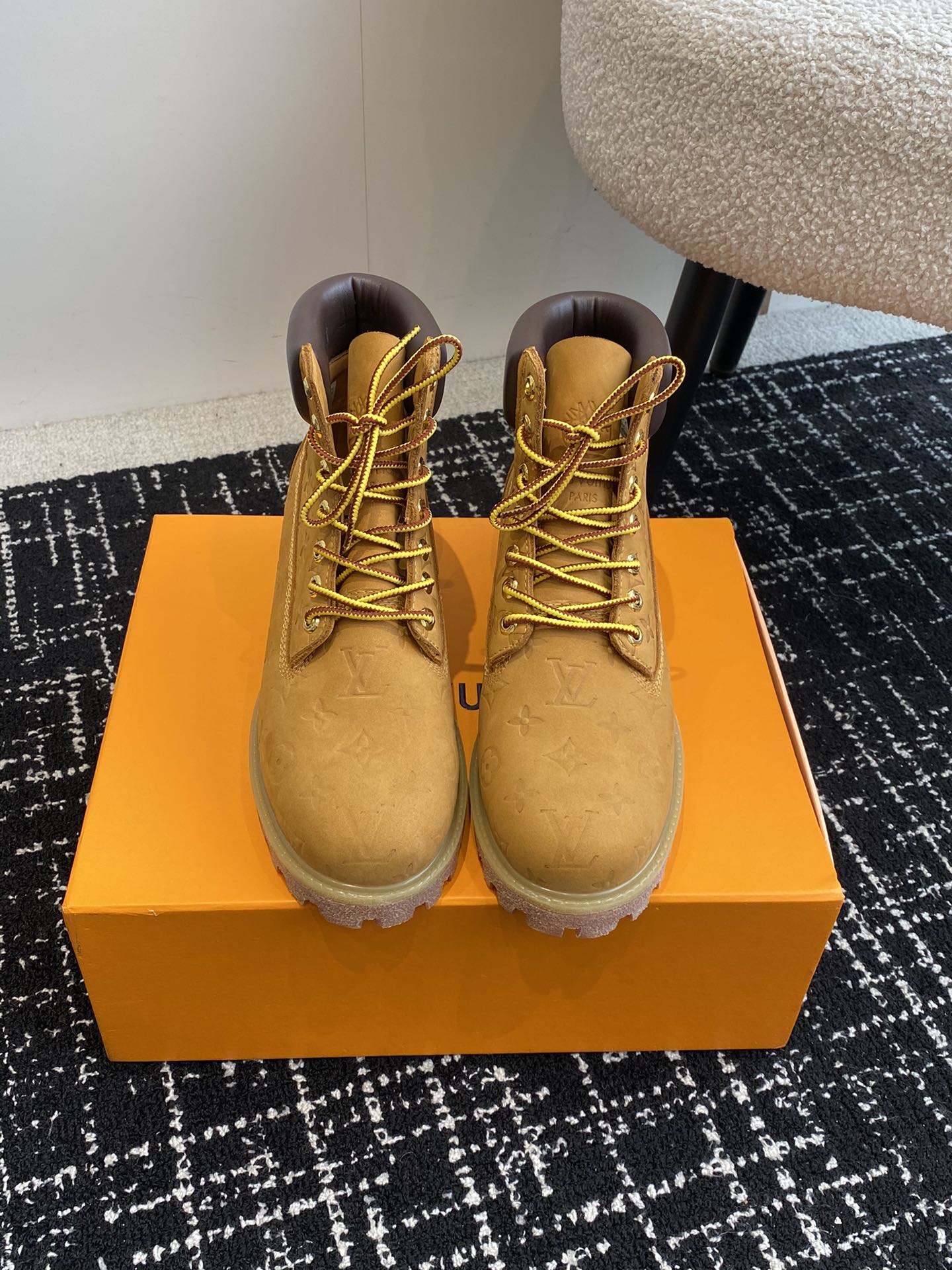 LouisVuittonxTimberland联名ViaInstagramLv24ss早秋添柏岚大黄靴今