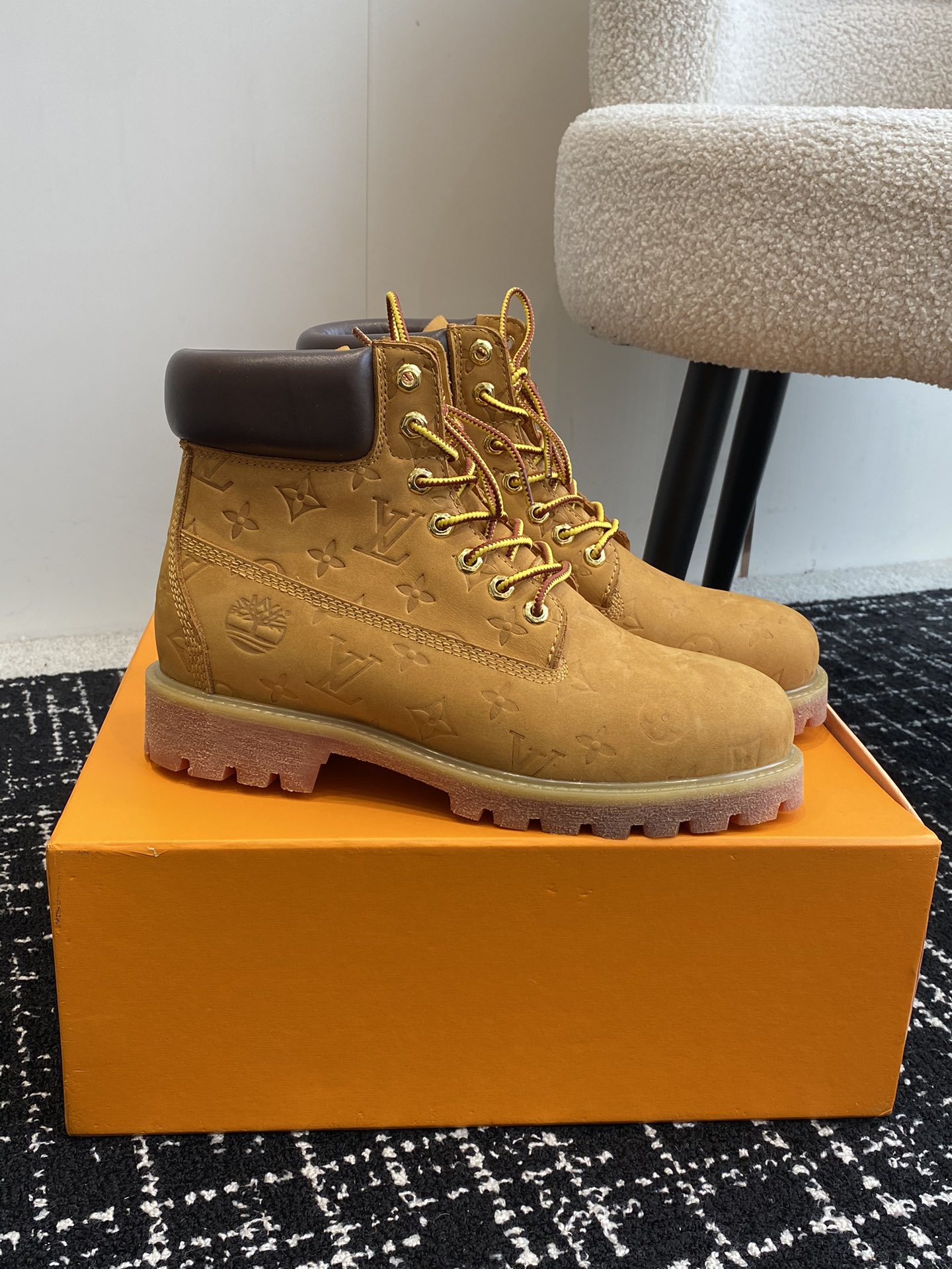 LouisVuittonxTimberland联名ViaInstagramLv24ss早秋添柏岚大黄靴今