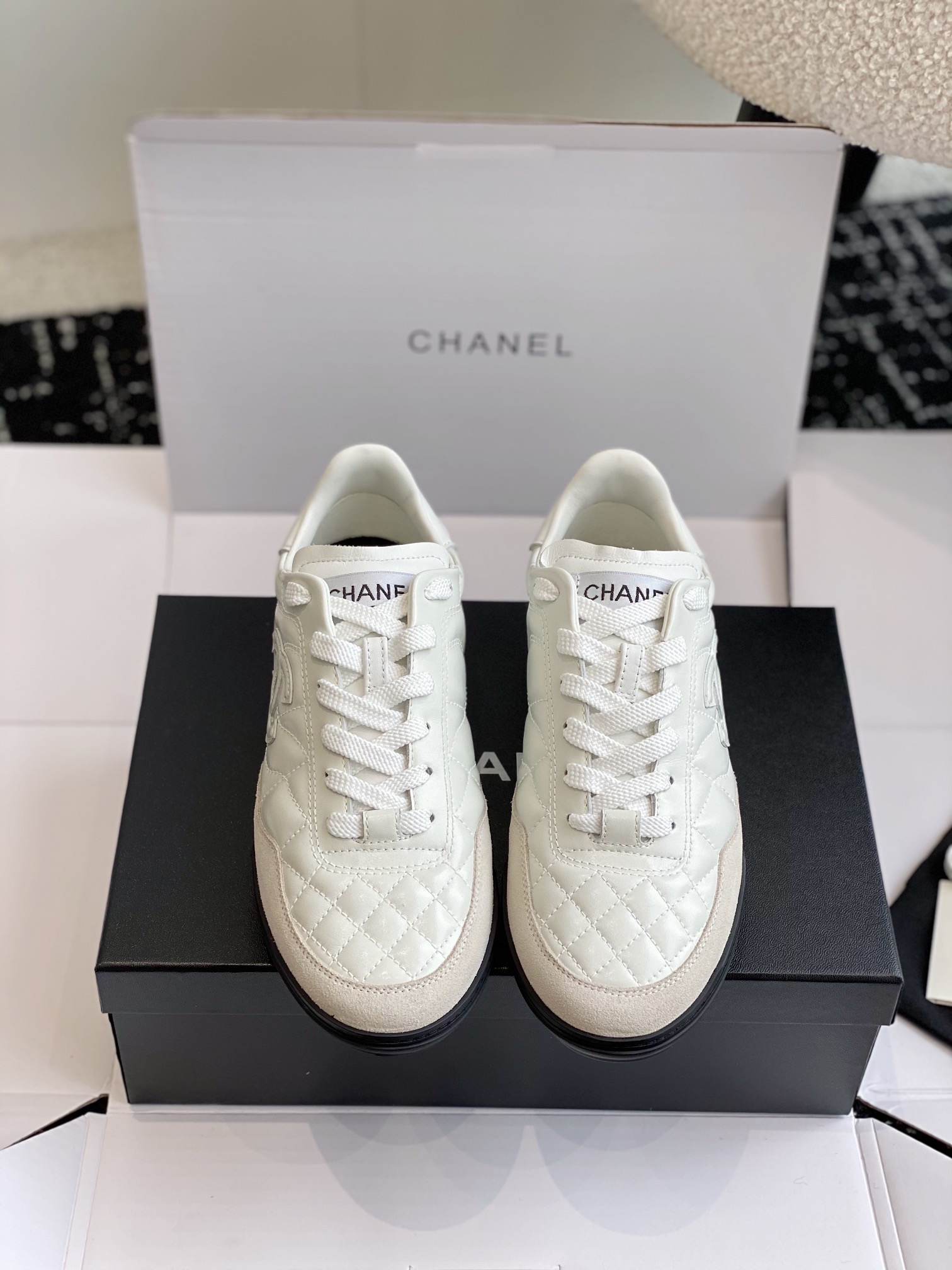 东莞最有流量的棒球鞋CHANEL小香这双鞋谁穿谁夸!杨幂同款Chanel24ss棒球鞋永远可以相信幂姐的