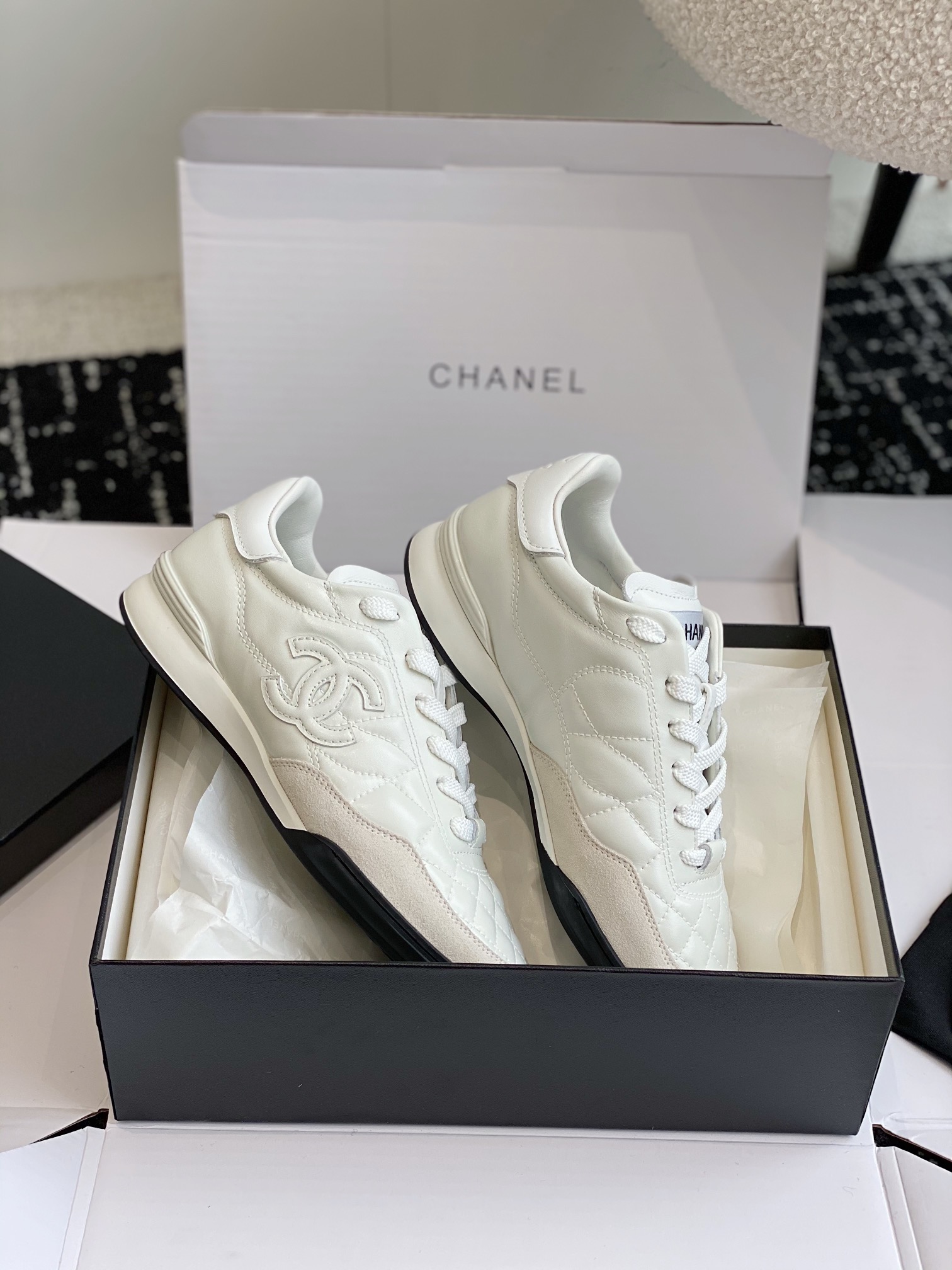 东莞最有流量的棒球鞋CHANEL小香这双鞋谁穿谁夸!杨幂同款Chanel24ss棒球鞋永远可以相信幂姐的