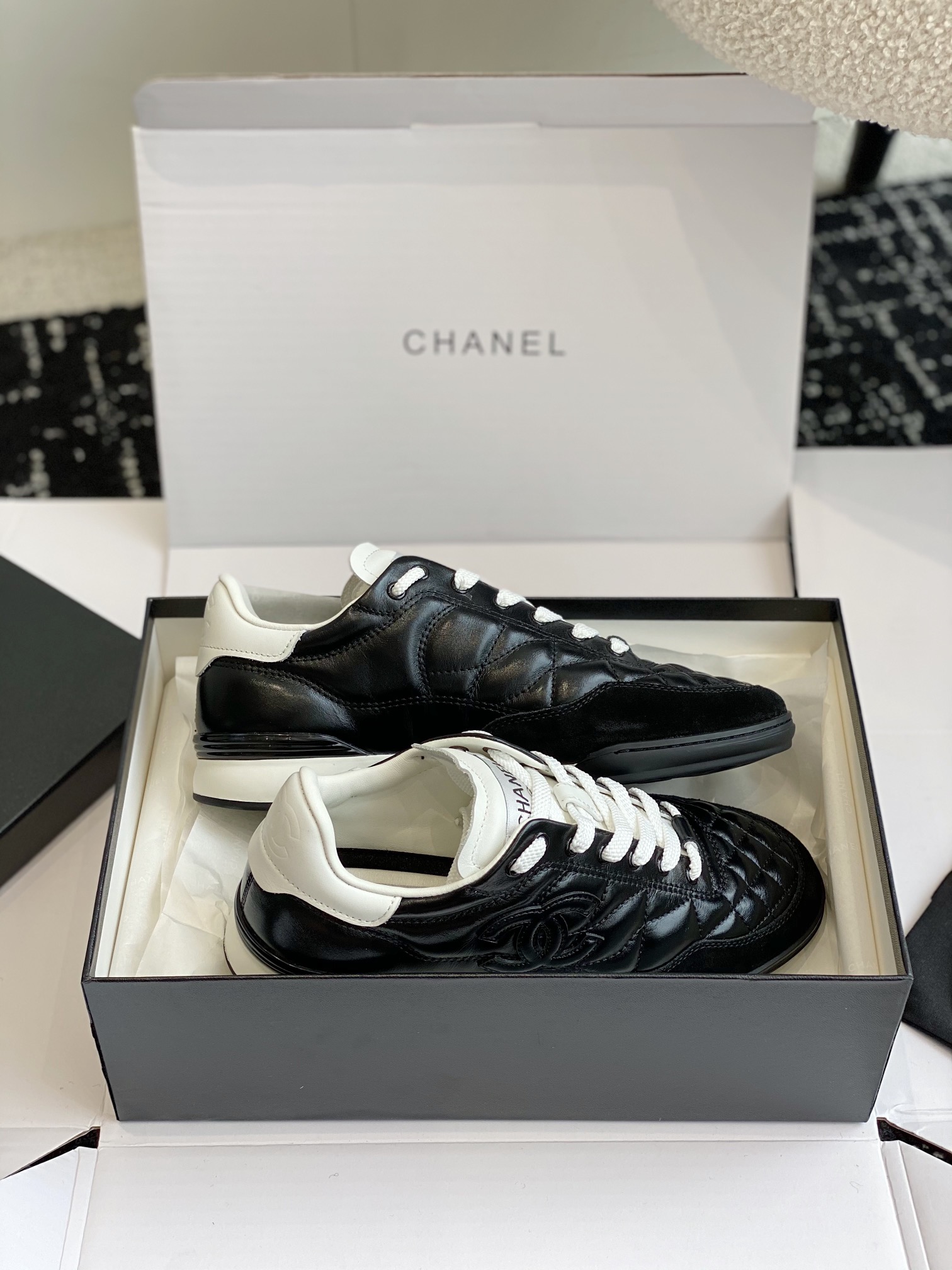 东莞最有流量的棒球鞋CHANEL小香这双鞋谁穿谁夸!杨幂同款Chanel24ss棒球鞋永远可以相信幂姐的