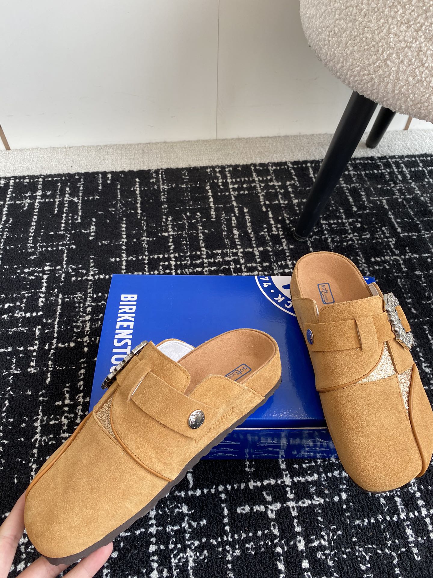 BIRKENSTOCK24ss秋冬博肯真软木潮流时尚钻扣休闲包头拖人体工程学设计符合脚形的脚床软木材质穿