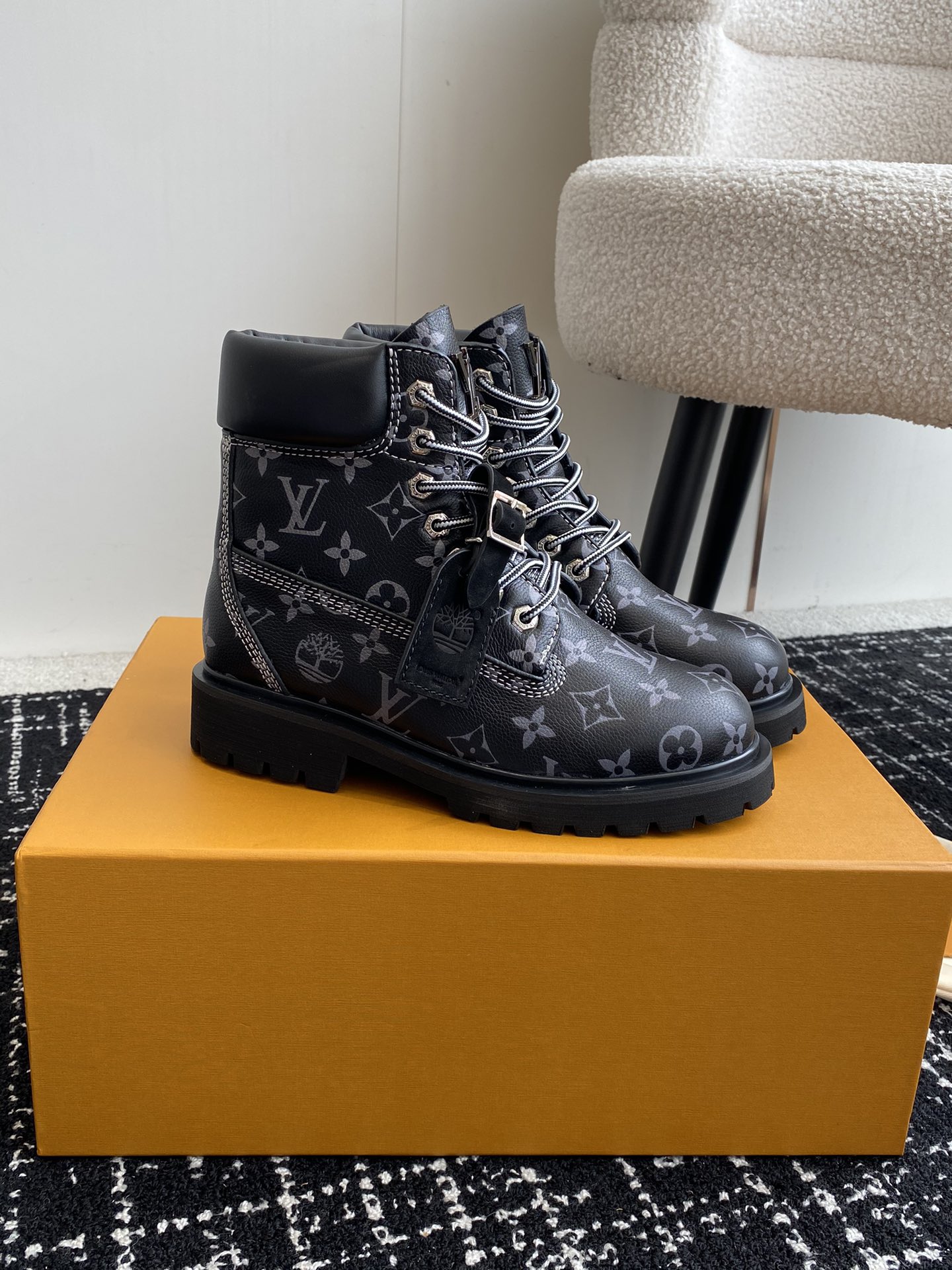 代购级LouisVuittonxTimberland联名ViaInstagramLv24ss早秋添柏岚大