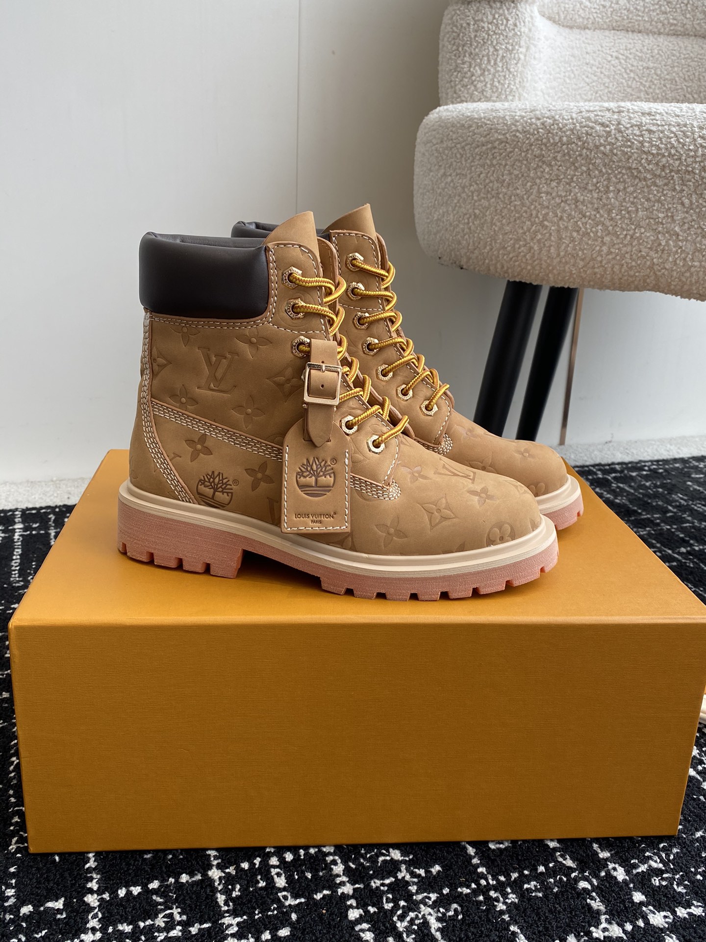 代购级LouisVuittonxTimberland联名ViaInstagramLv24ss早秋添柏岚大