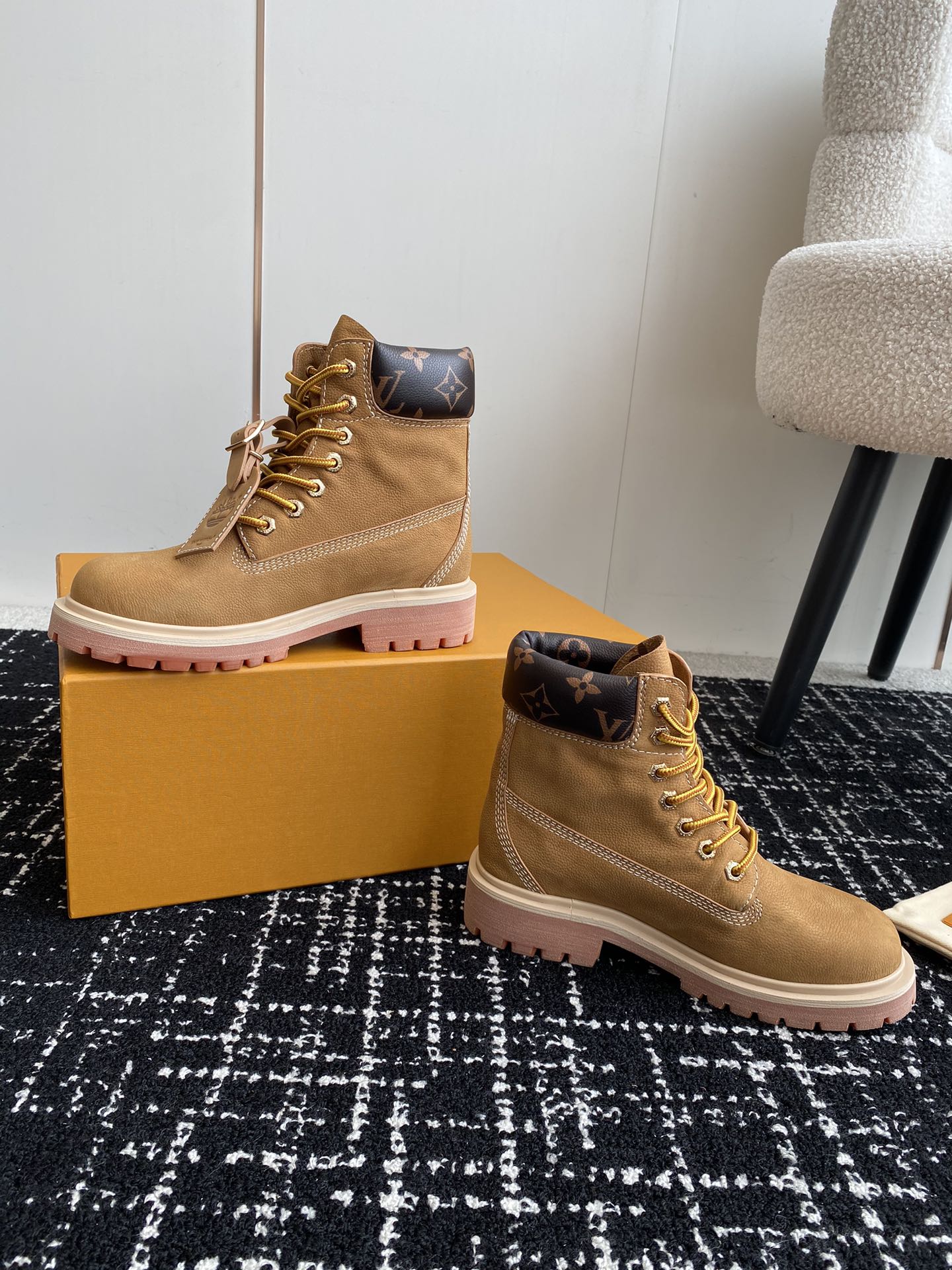 代购级LouisVuittonxTimberland联名ViaInstagramLv24ss早秋添柏岚大