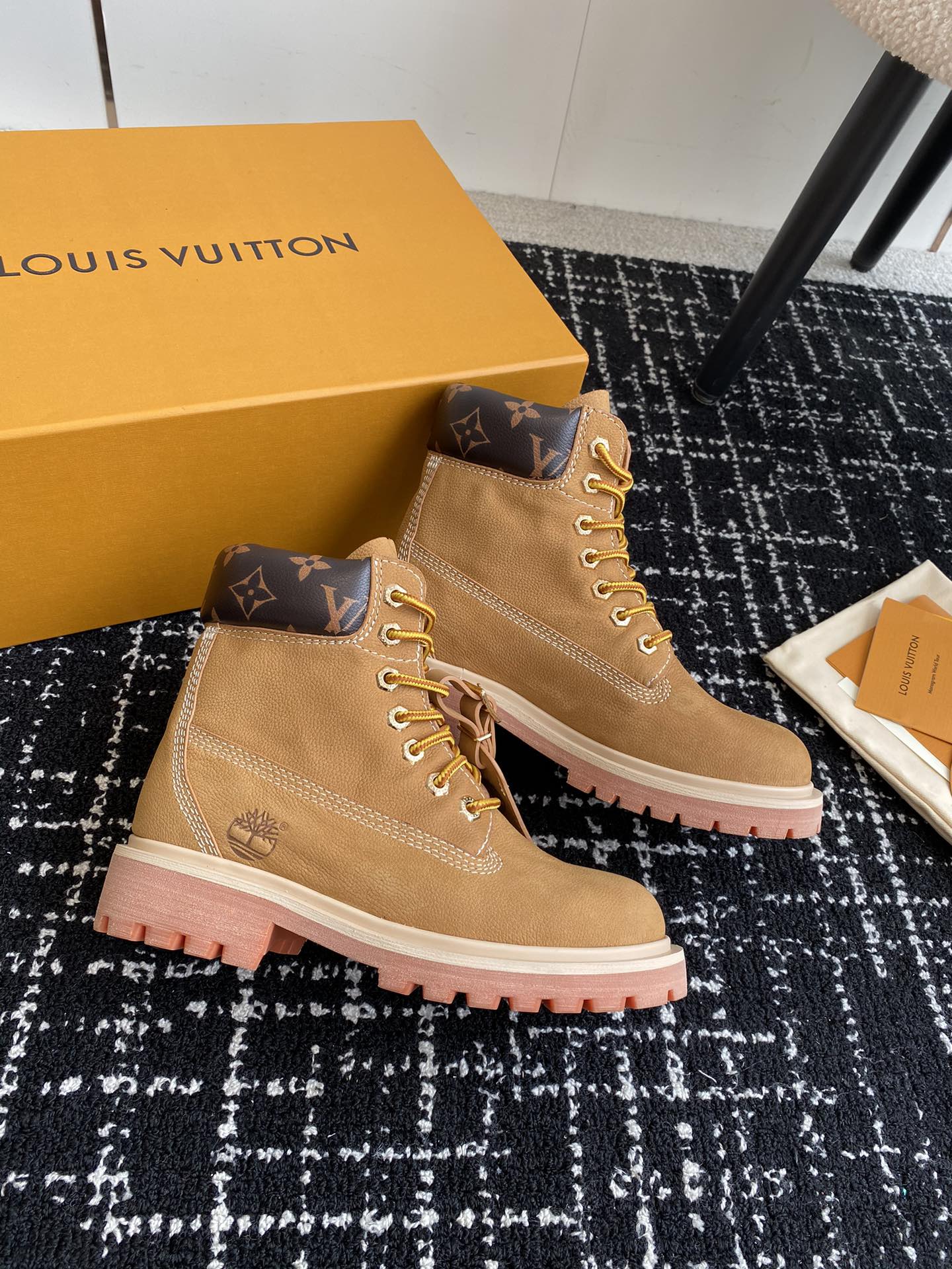 代购级LouisVuittonxTimberland联名ViaInstagramLv24ss早秋添柏岚大