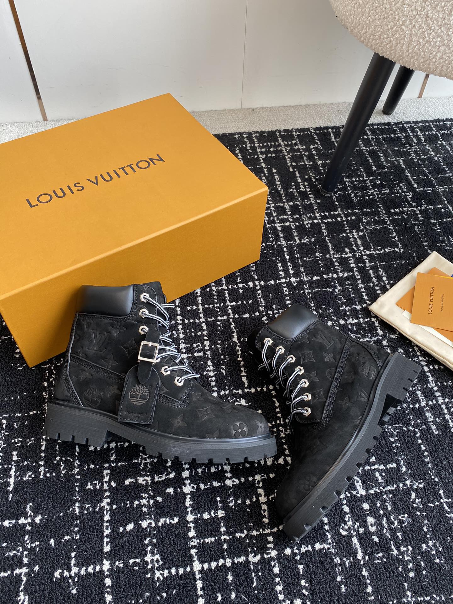 代购级LouisVuittonxTimberland联名ViaInstagramLv24ss早秋添柏岚大