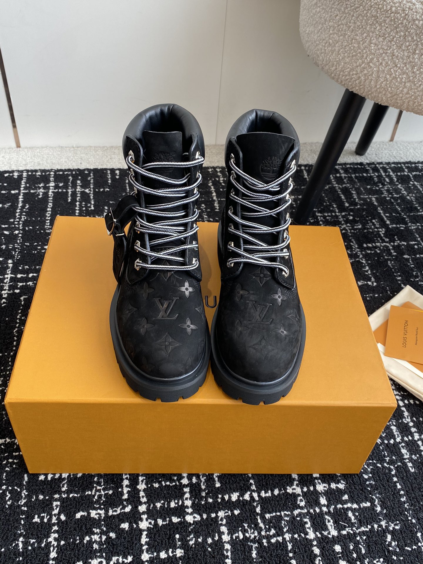 代购级LouisVuittonxTimberland联名ViaInstagramLv24ss早秋添柏岚大