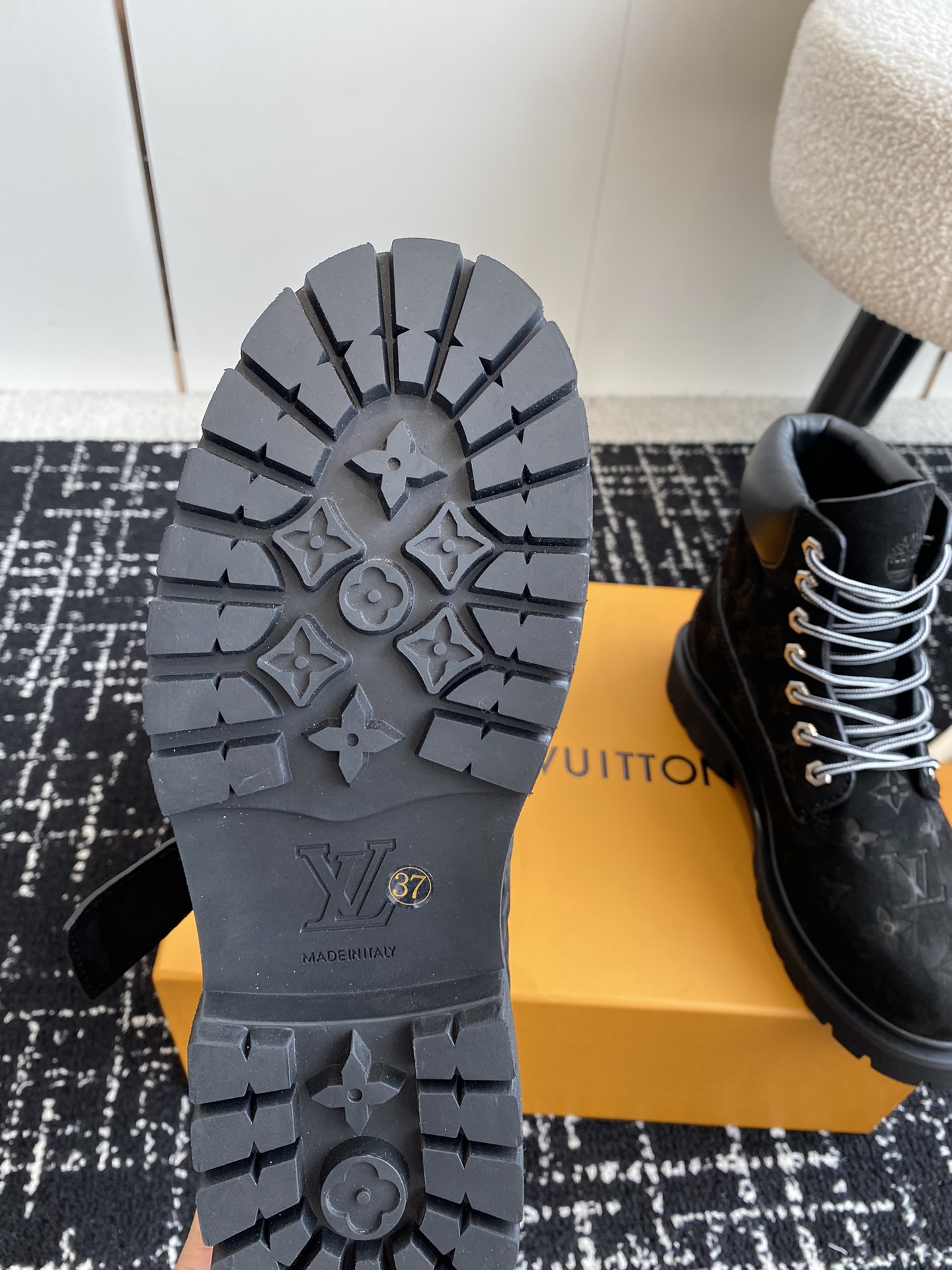 代购级LouisVuittonxTimberland联名ViaInstagramLv24ss早秋添柏岚大