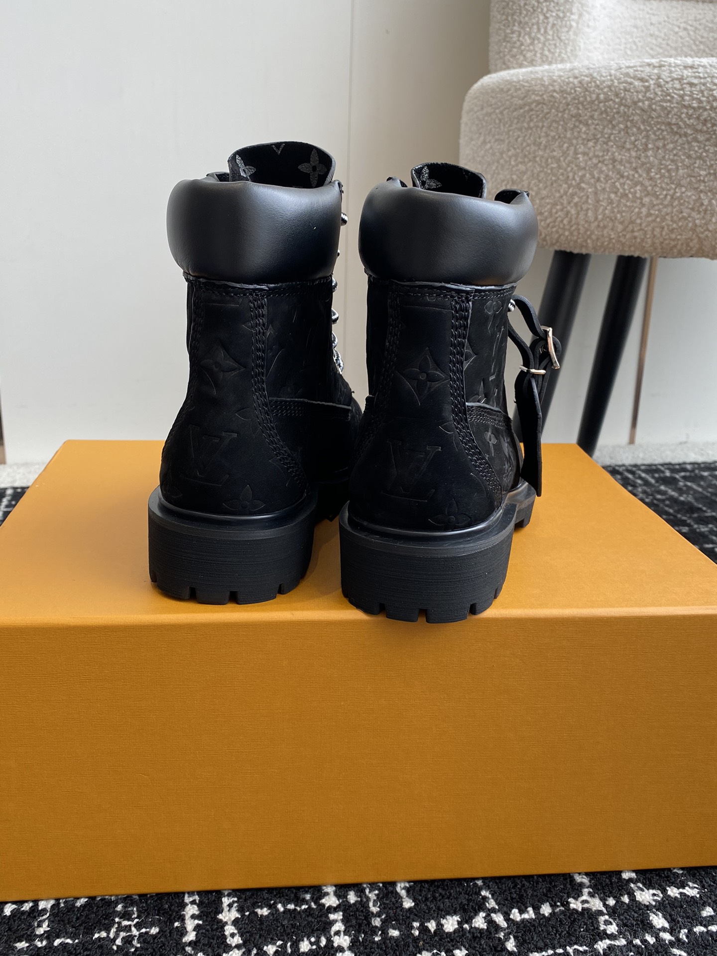 代购级LouisVuittonxTimberland联名ViaInstagramLv24ss早秋添柏岚大