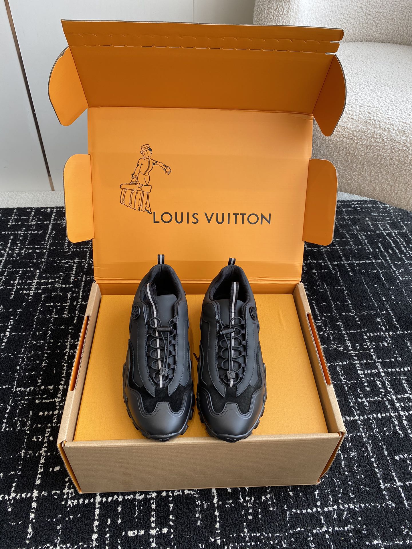 代购级louisvuittonss24newarrivalLv24秋冬newrunaway女士户外休闲运