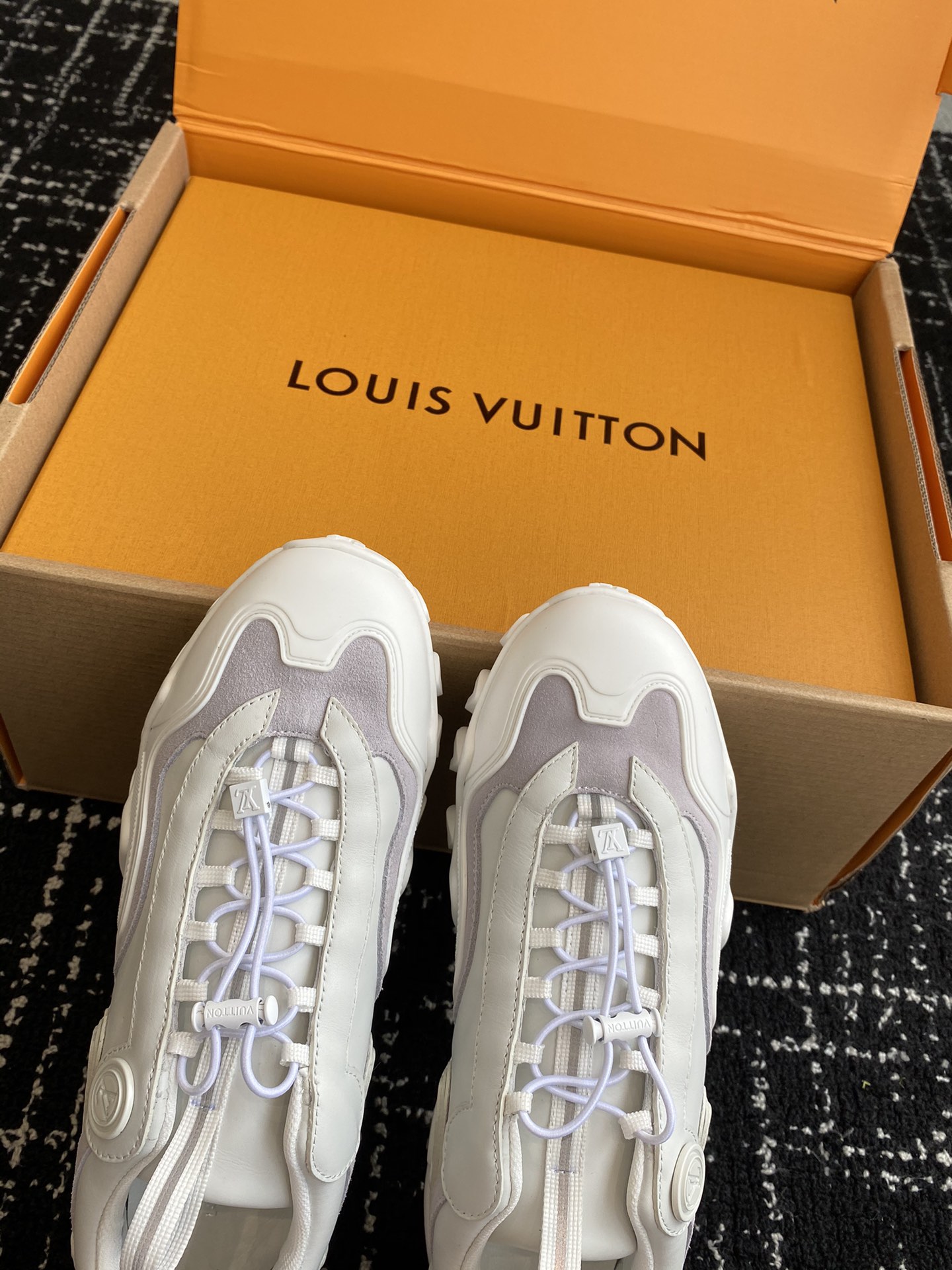 代购级louisvuittonss24newarrivalLv24秋冬newrunaway女士户外休闲运