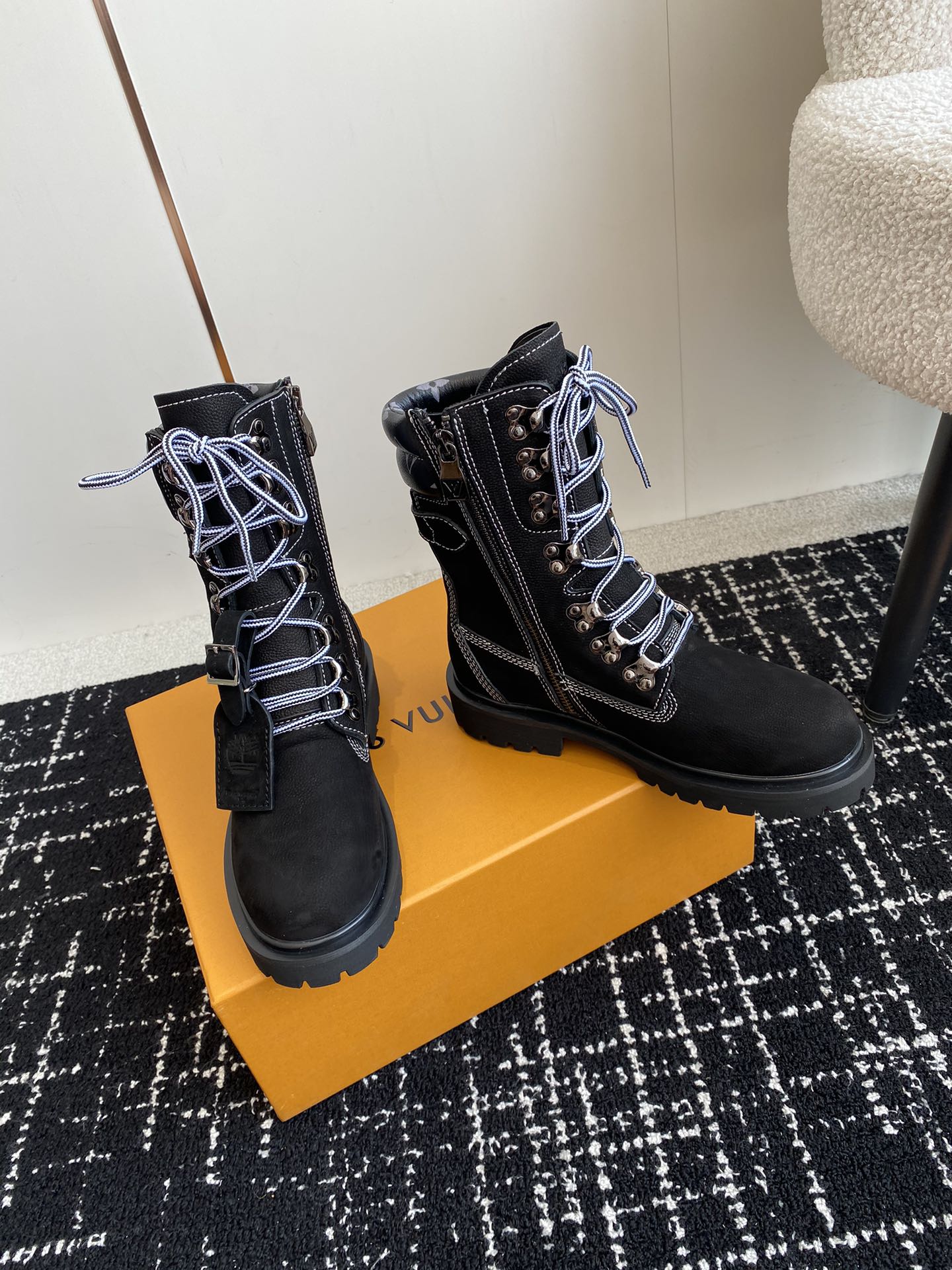 代购级LouisVuittonxTimberland联名ViaInstagramLv24ss早秋添柏岚大