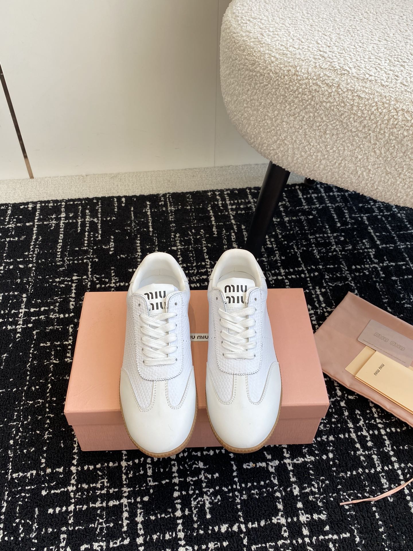 What
 MiuMiu Skateboard Shoes Casual Shoes White Unisex Rubber Sheepskin Fall/Winter Collection Vintage Casual