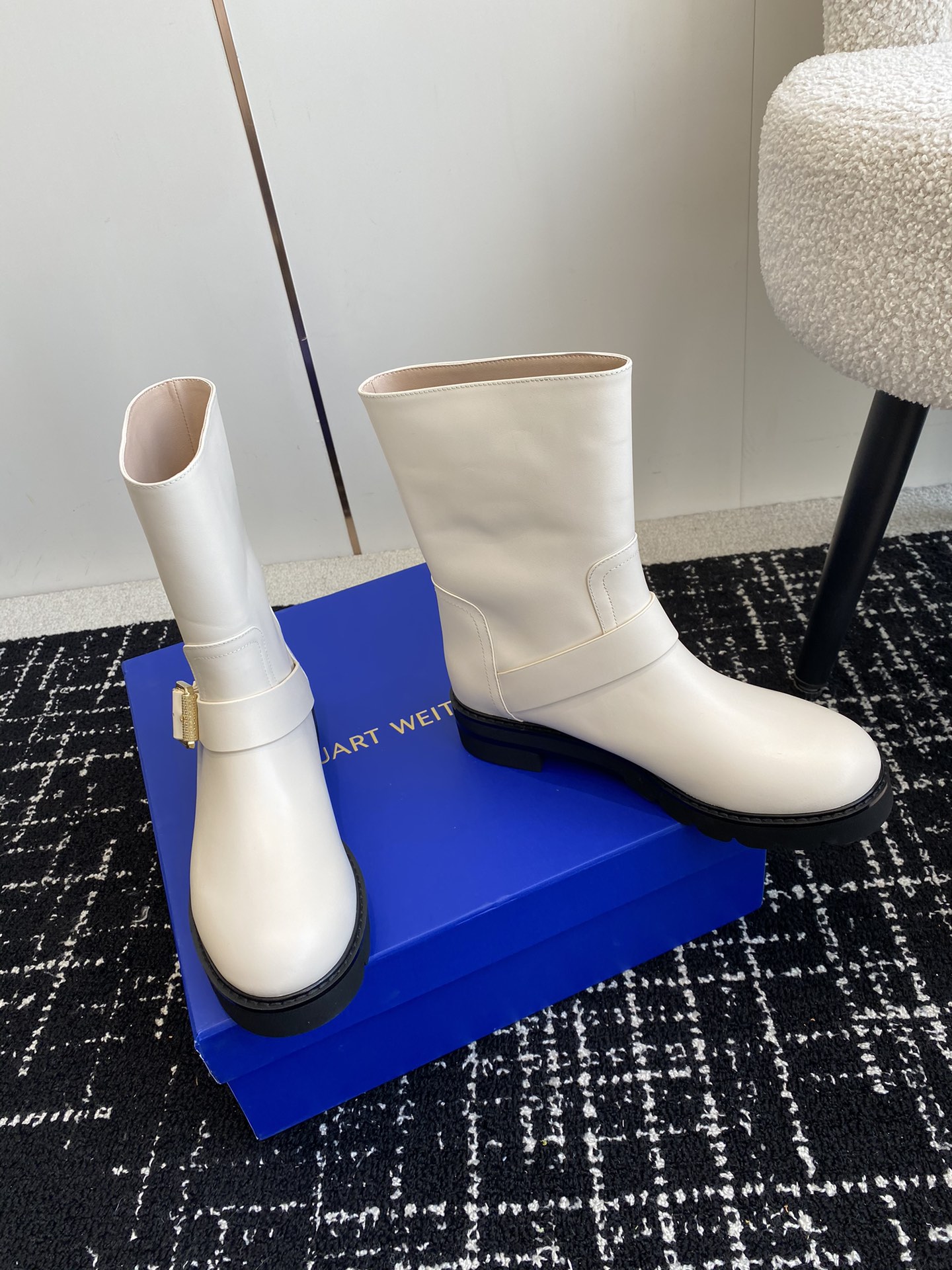 东莞stuartweitzmanfw24newarrival杨紫大姐姐同款搭扣机车靴sw新款厚底马丁靴百