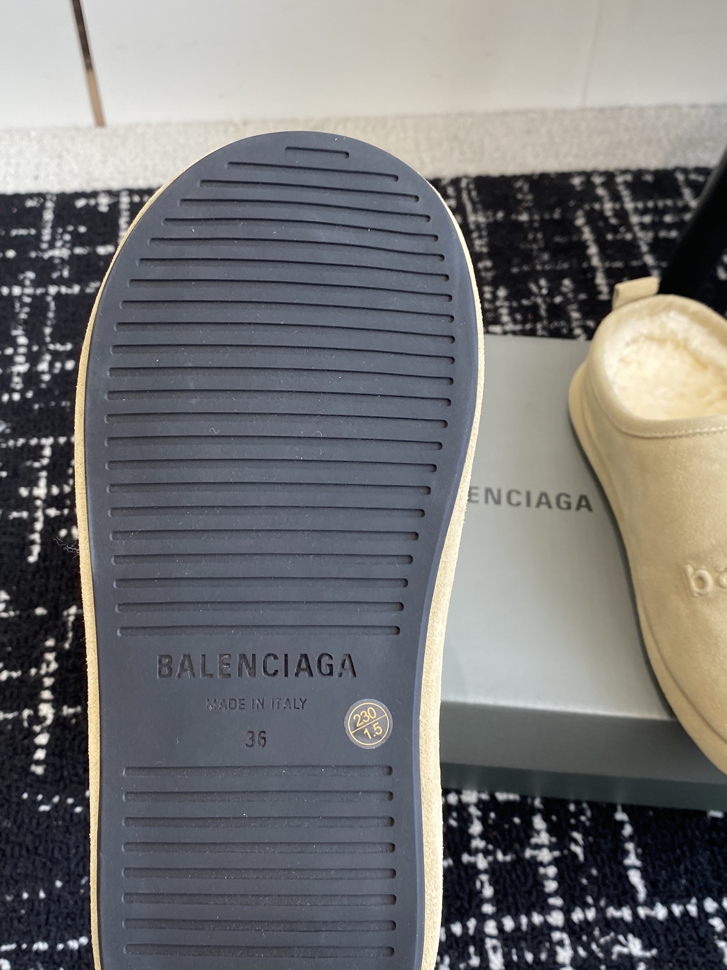 代购级BALENCIAGA24ss秋冬季新款巴黎世家包头拖勃肯拖脚感也很舒服原版进口麂皮随便简便穿搭穿祙