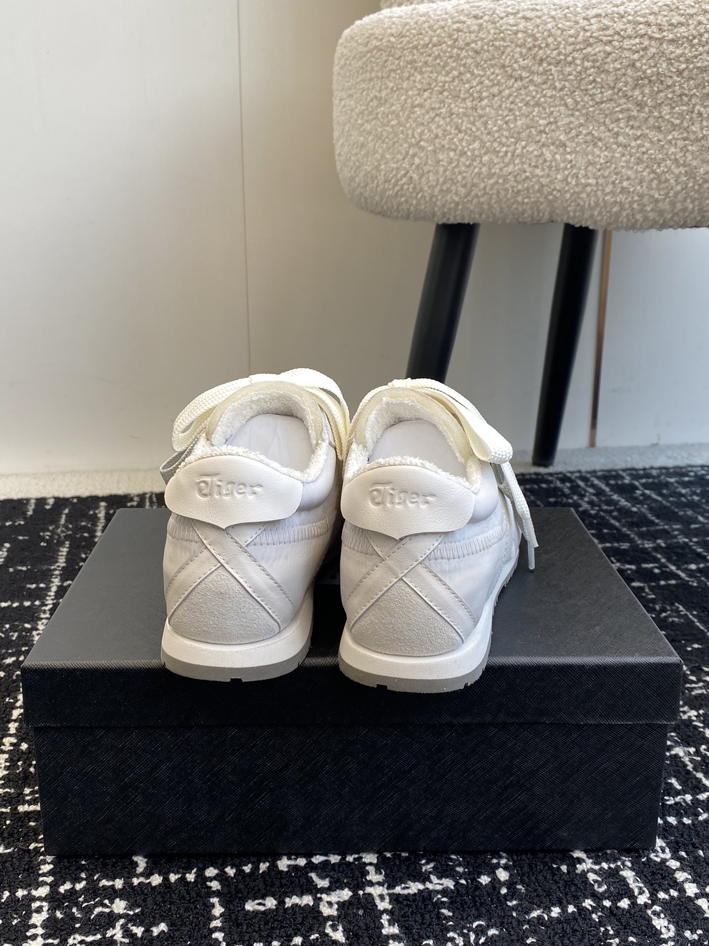 东莞代购级
鬼冢虎Onitsuka A55 时尚休闲复古运动鞋 阿甘鞋

Onitsuka Tiger从