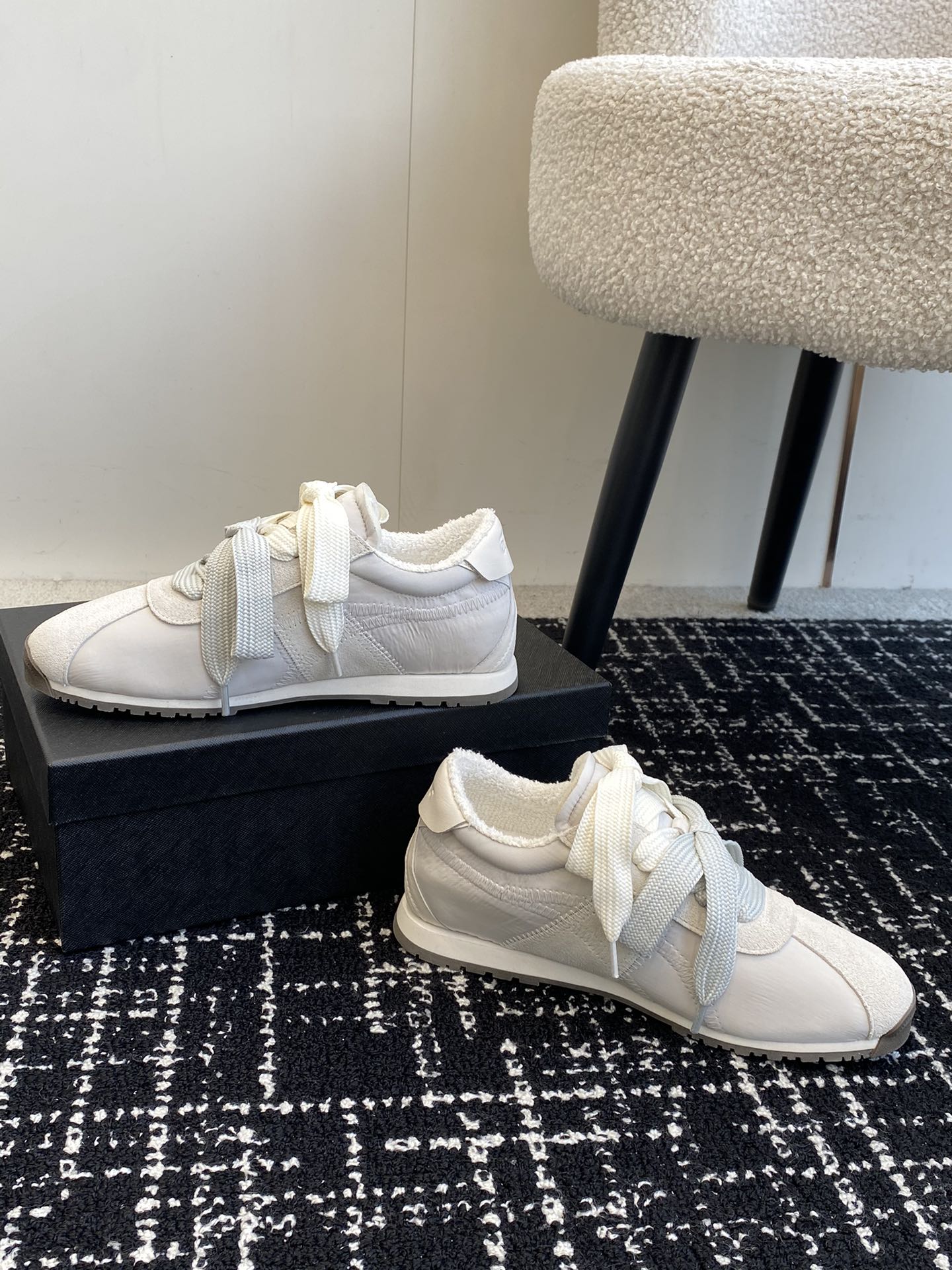 东莞代购级
鬼冢虎Onitsuka A55 时尚休闲复古运动鞋 阿甘鞋

Onitsuka Tiger从