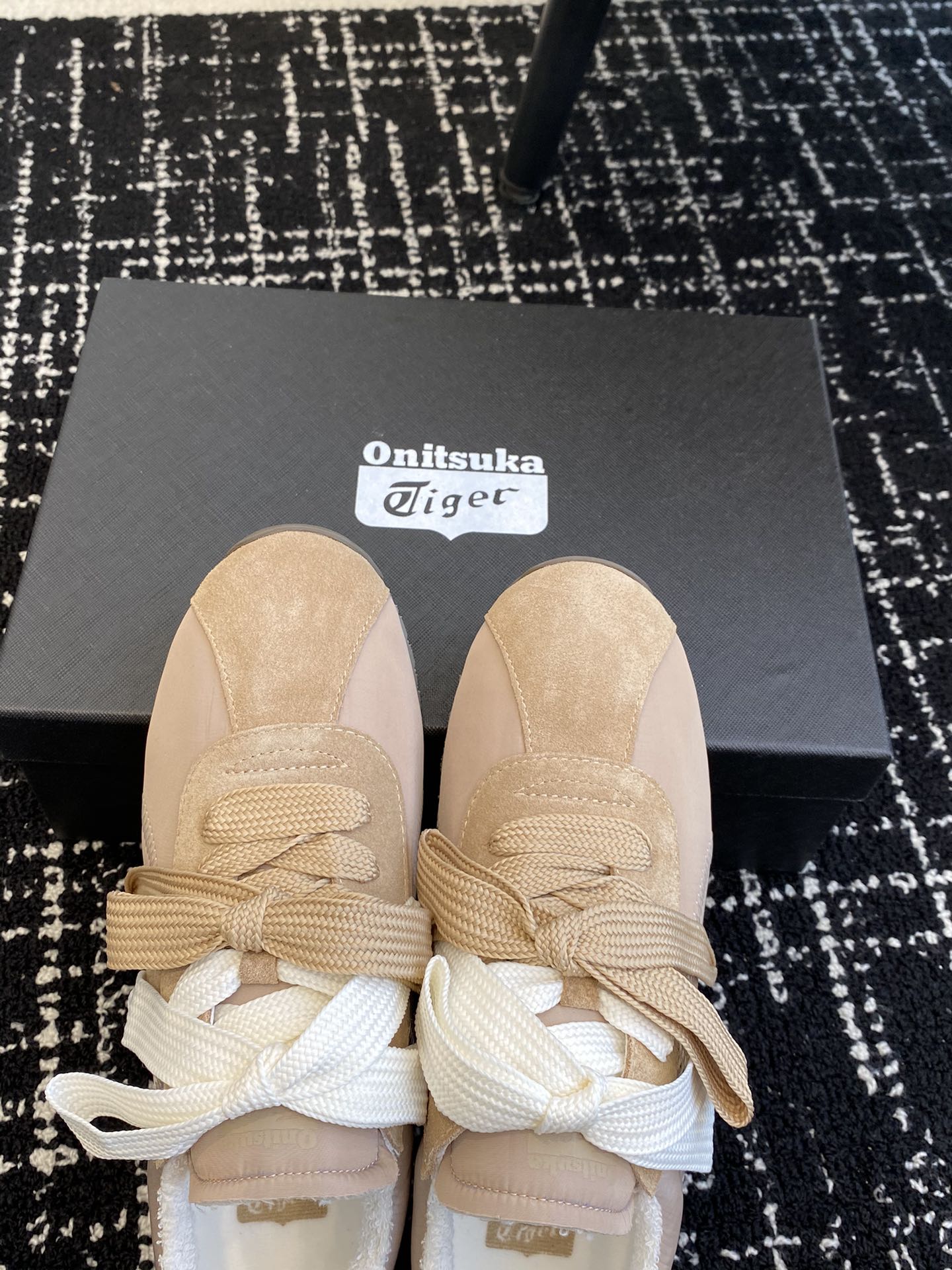 东莞代购级
鬼冢虎Onitsuka A55 时尚休闲复古运动鞋 阿甘鞋

Onitsuka Tiger从