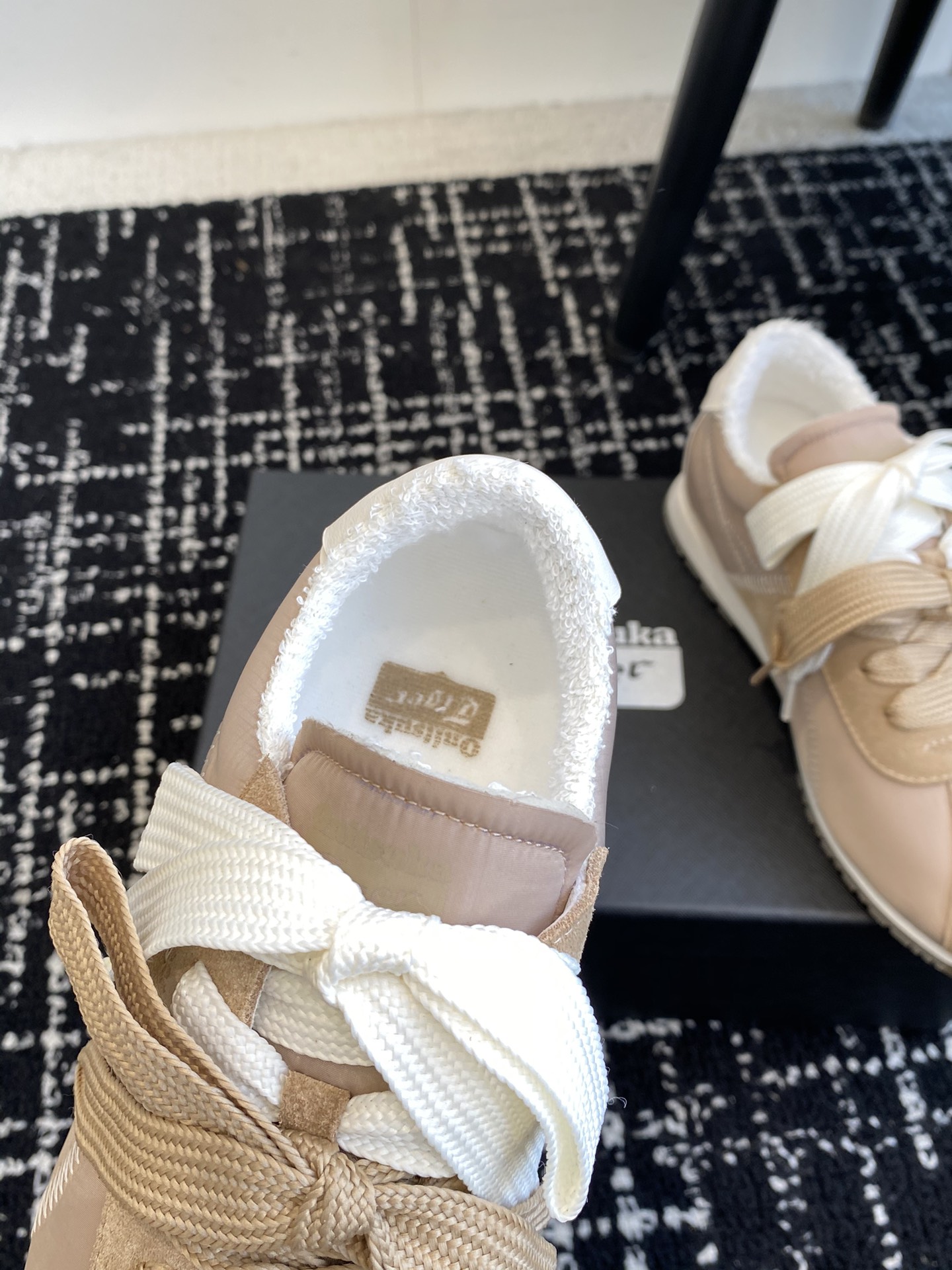 东莞代购级
鬼冢虎Onitsuka A55 时尚休闲复古运动鞋 阿甘鞋

Onitsuka Tiger从