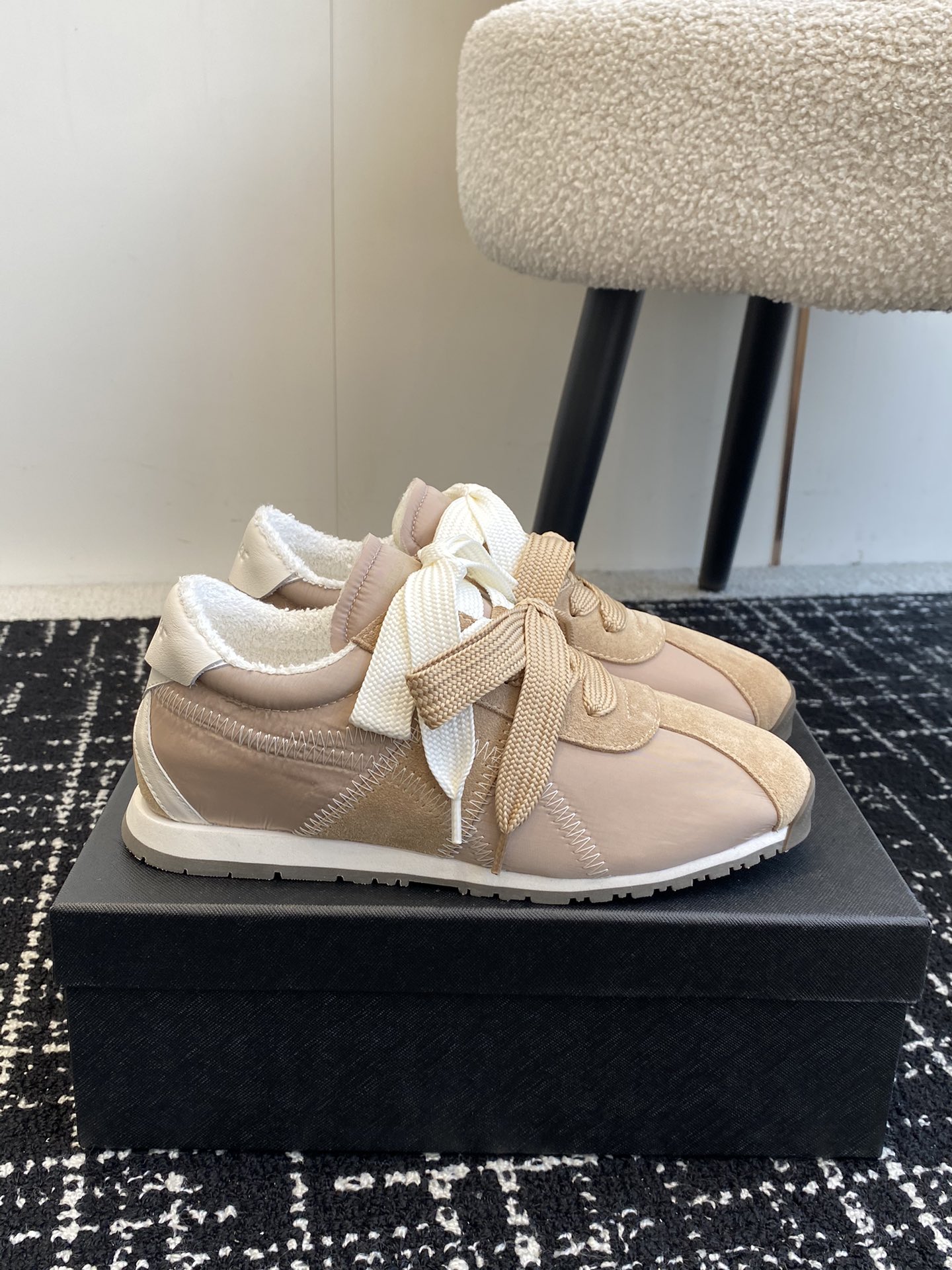 东莞代购级
鬼冢虎Onitsuka A55 时尚休闲复古运动鞋 阿甘鞋

Onitsuka Tiger从