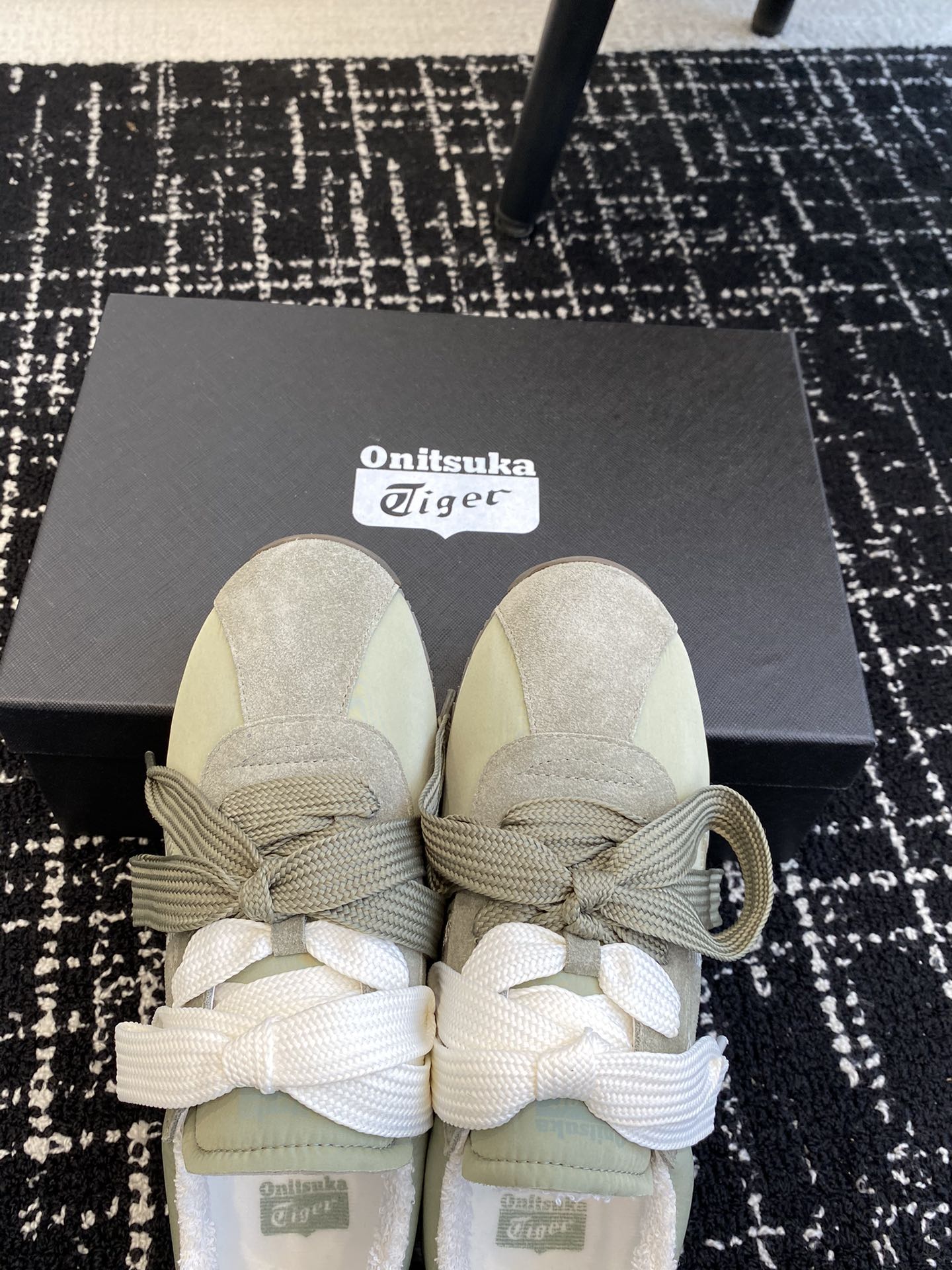 东莞代购级
鬼冢虎Onitsuka A55 时尚休闲复古运动鞋 阿甘鞋

Onitsuka Tiger从