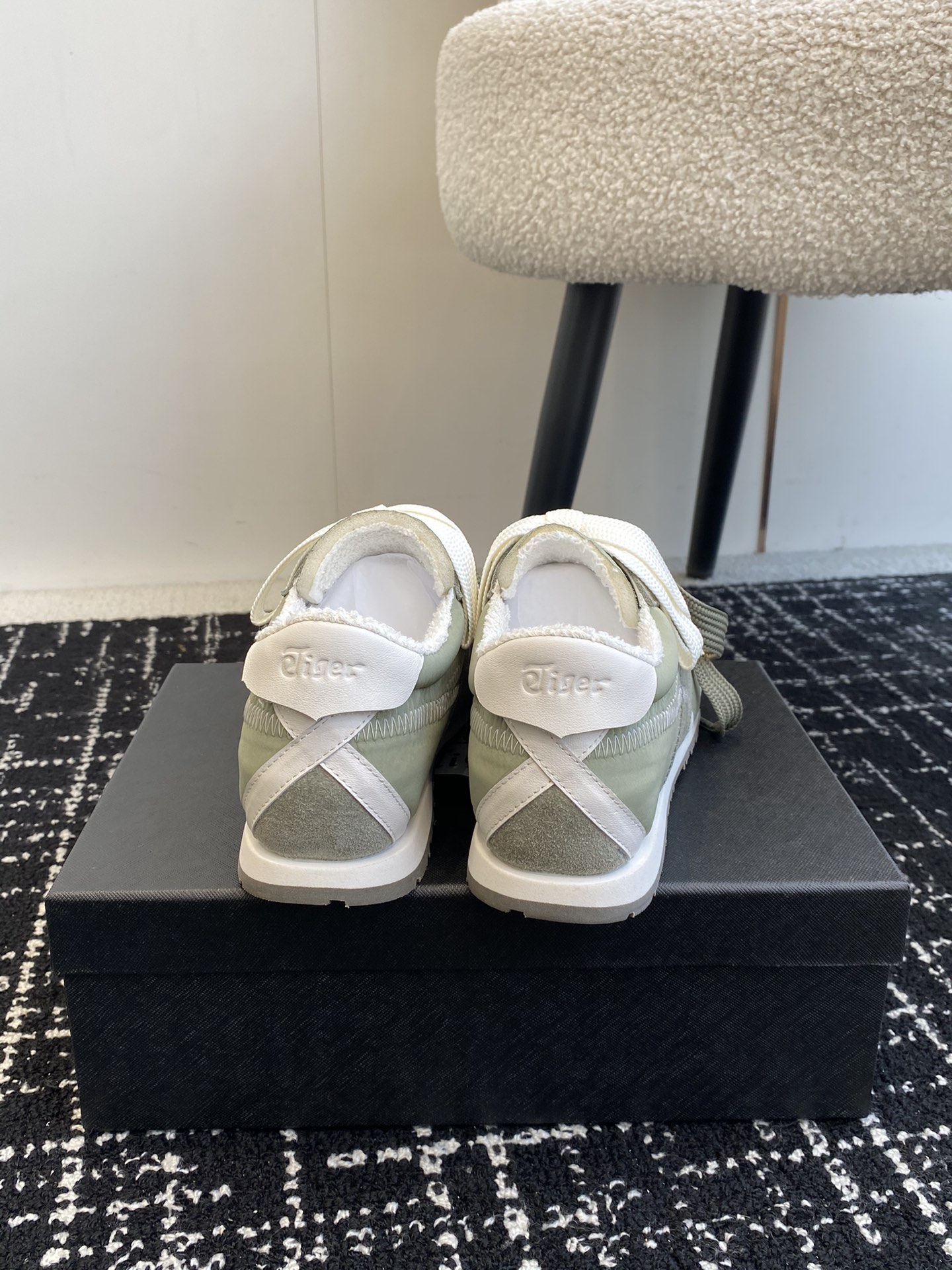 东莞代购级
鬼冢虎Onitsuka A55 时尚休闲复古运动鞋 阿甘鞋

Onitsuka Tiger从