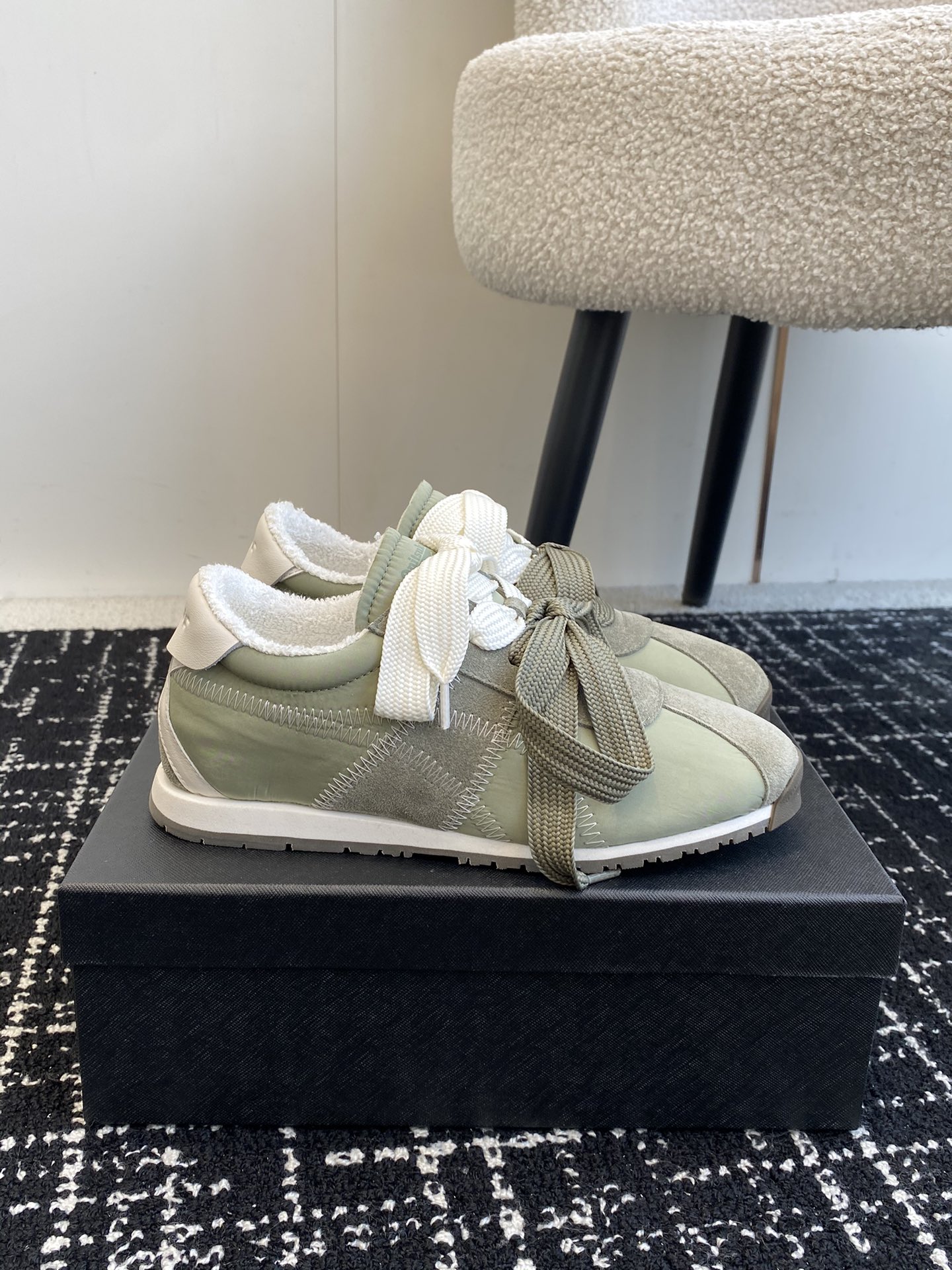 东莞代购级
鬼冢虎Onitsuka A55 时尚休闲复古运动鞋 阿甘鞋

Onitsuka Tiger从