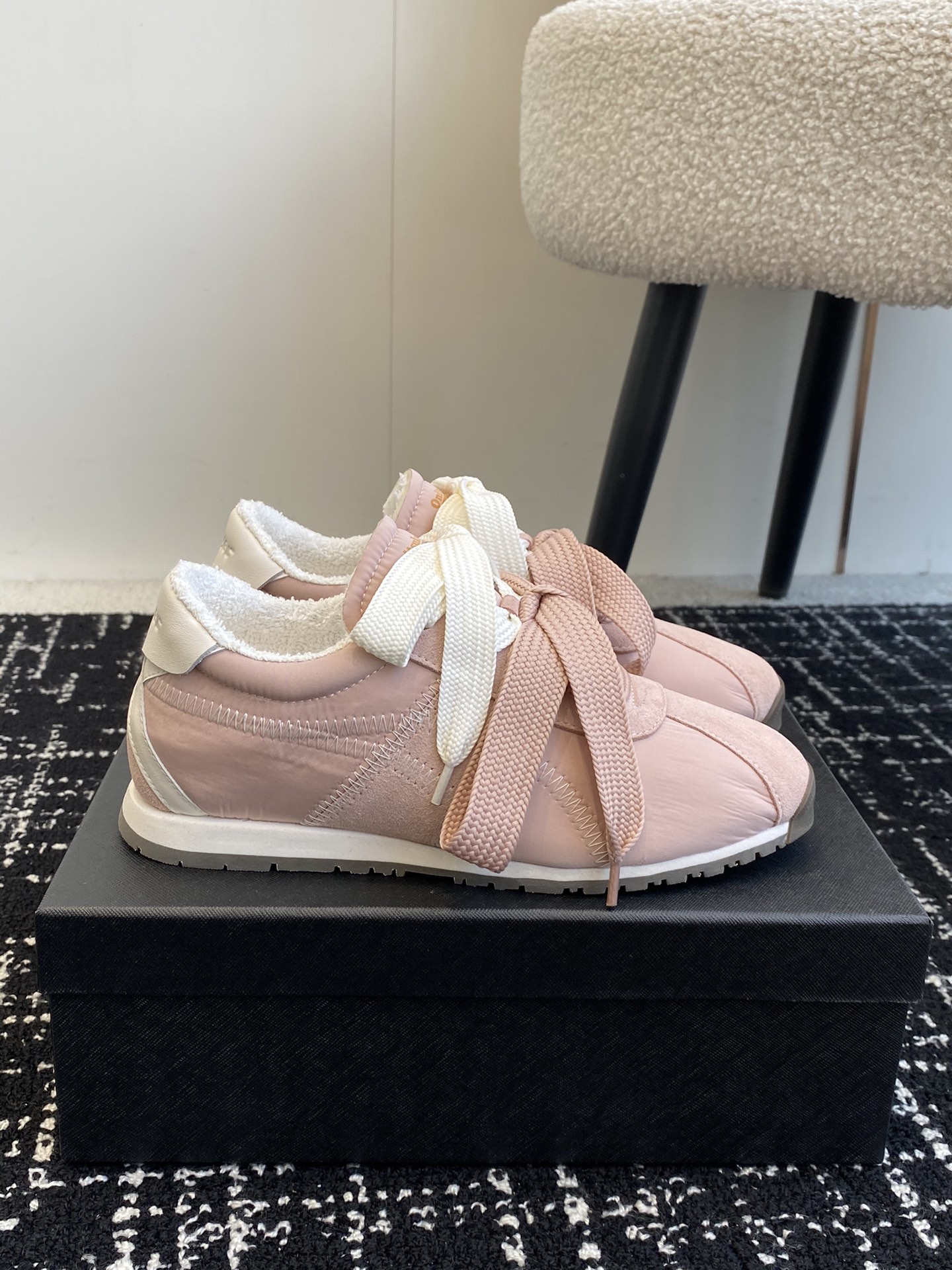 东莞代购级
鬼冢虎Onitsuka A55 时尚休闲复古运动鞋 阿甘鞋

Onitsuka Tiger从