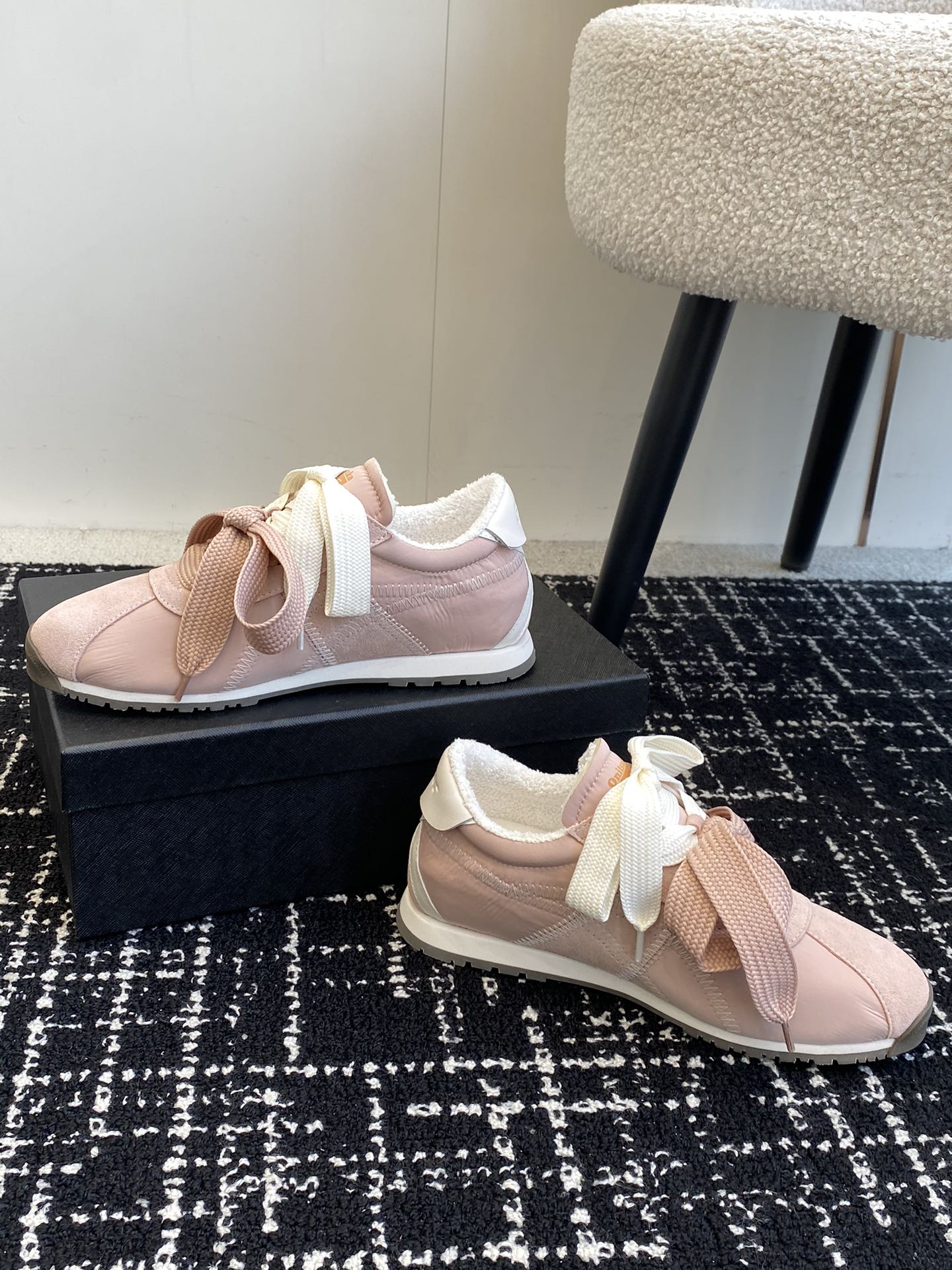 东莞代购级
鬼冢虎Onitsuka A55 时尚休闲复古运动鞋 阿甘鞋

Onitsuka Tiger从