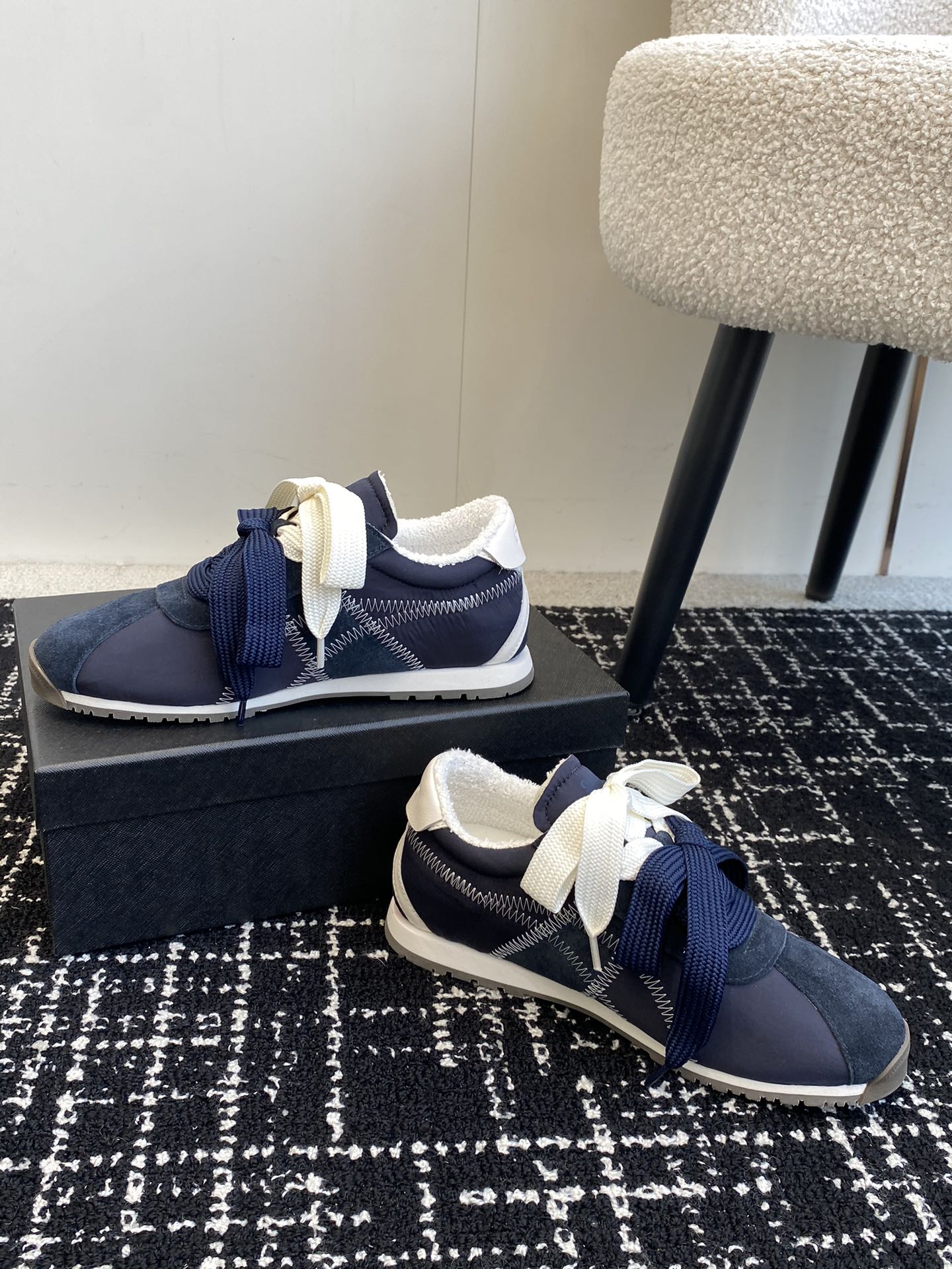 东莞代购级
鬼冢虎Onitsuka A55 时尚休闲复古运动鞋 阿甘鞋

Onitsuka Tiger从