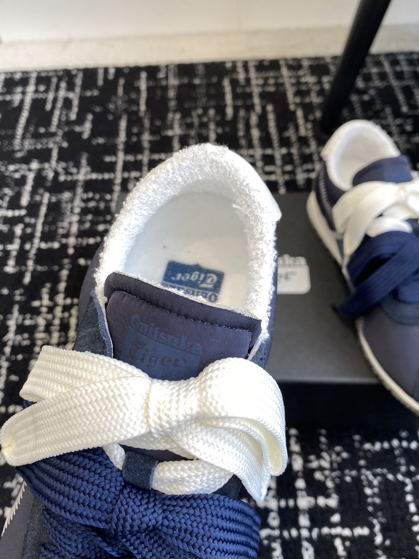 东莞代购级
鬼冢虎Onitsuka A55 时尚休闲复古运动鞋 阿甘鞋

Onitsuka Tiger从