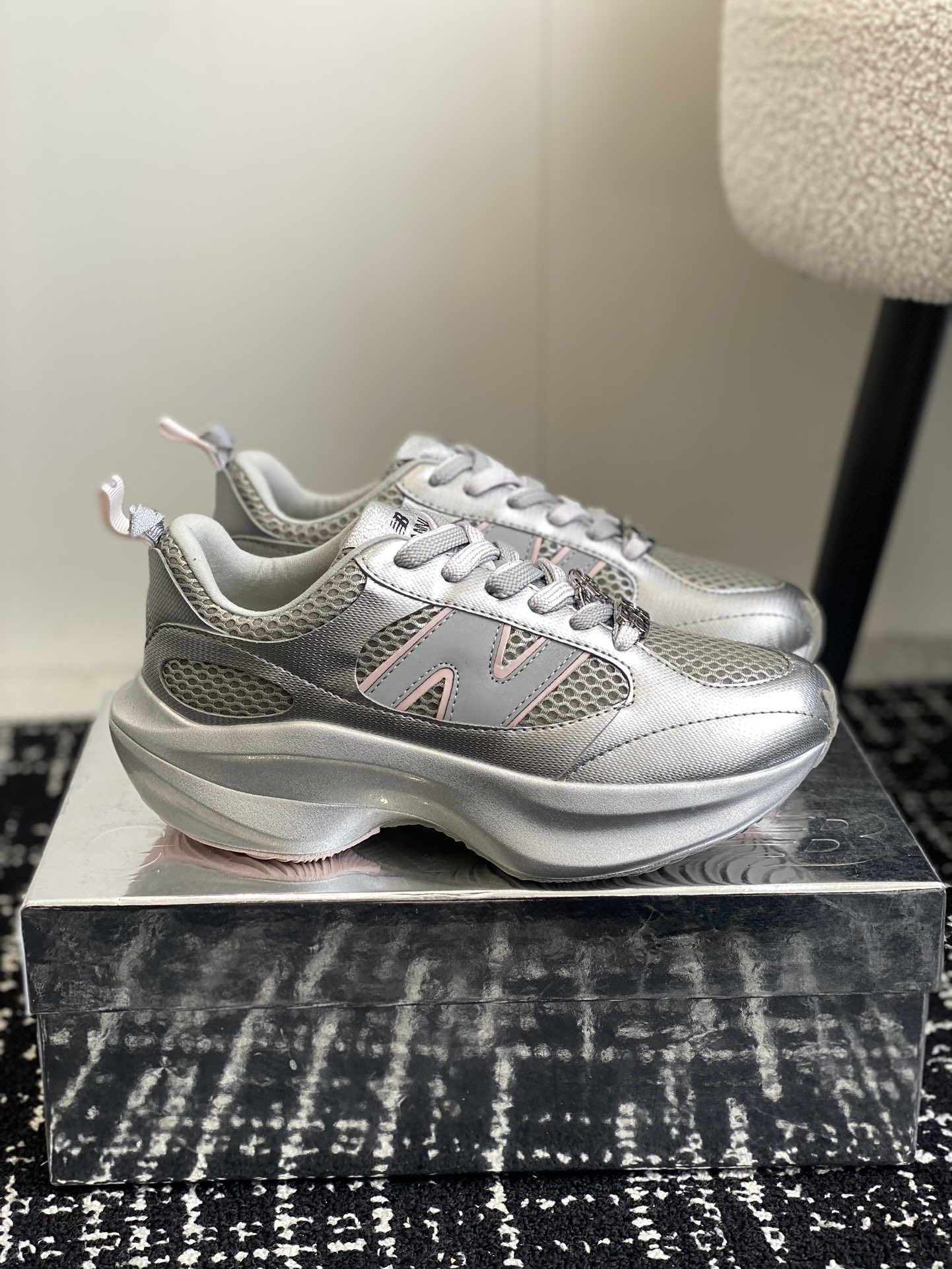 广州代购级（⚠️非莆田版本）
纽巴伦新百伦 NB 991V2 New Balance x联名 Ganni
