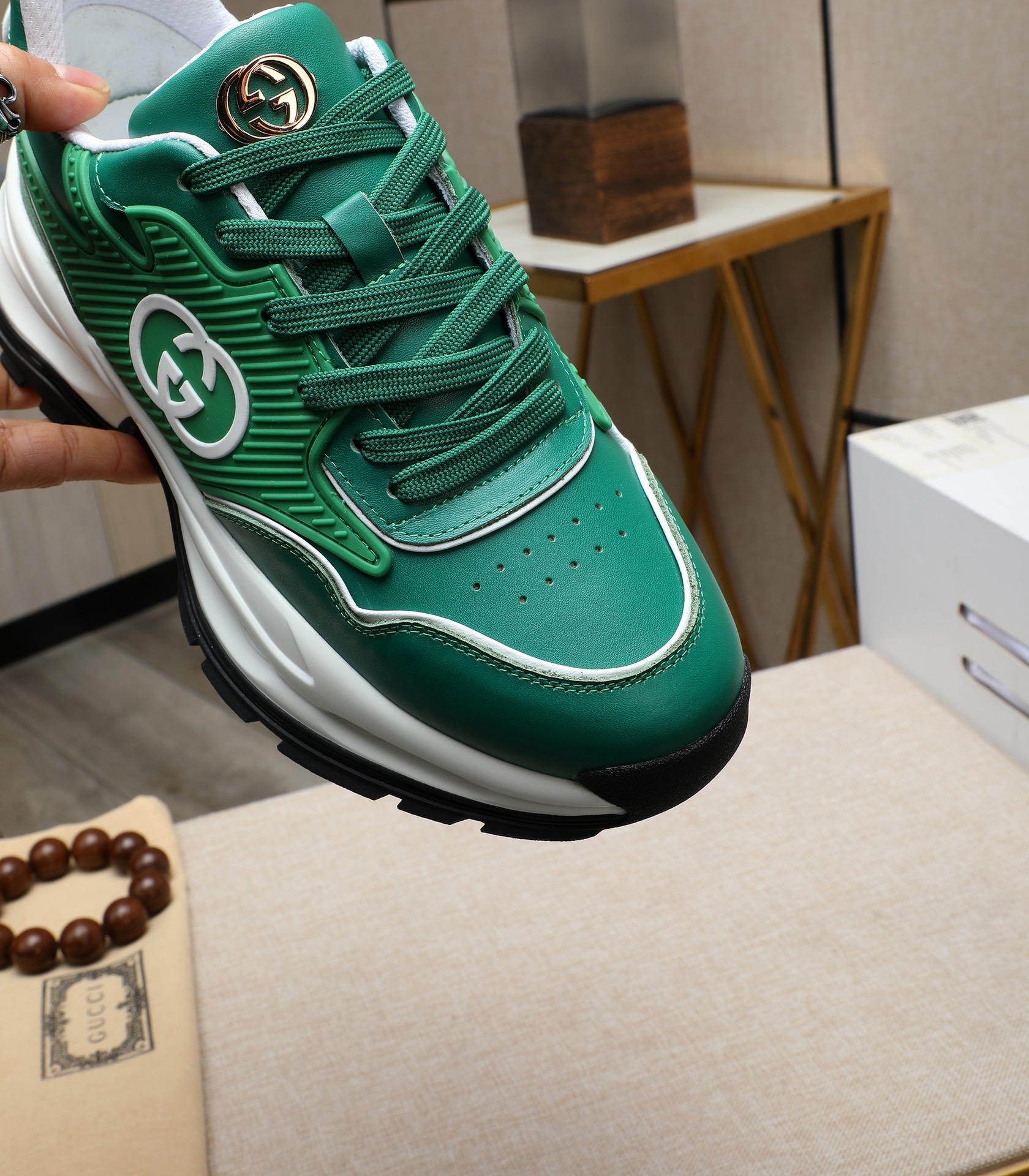 Gucci Men's Green Leather Chunky Sneakers Designer Fashionable Shoes 8 i1710177459 8109 0