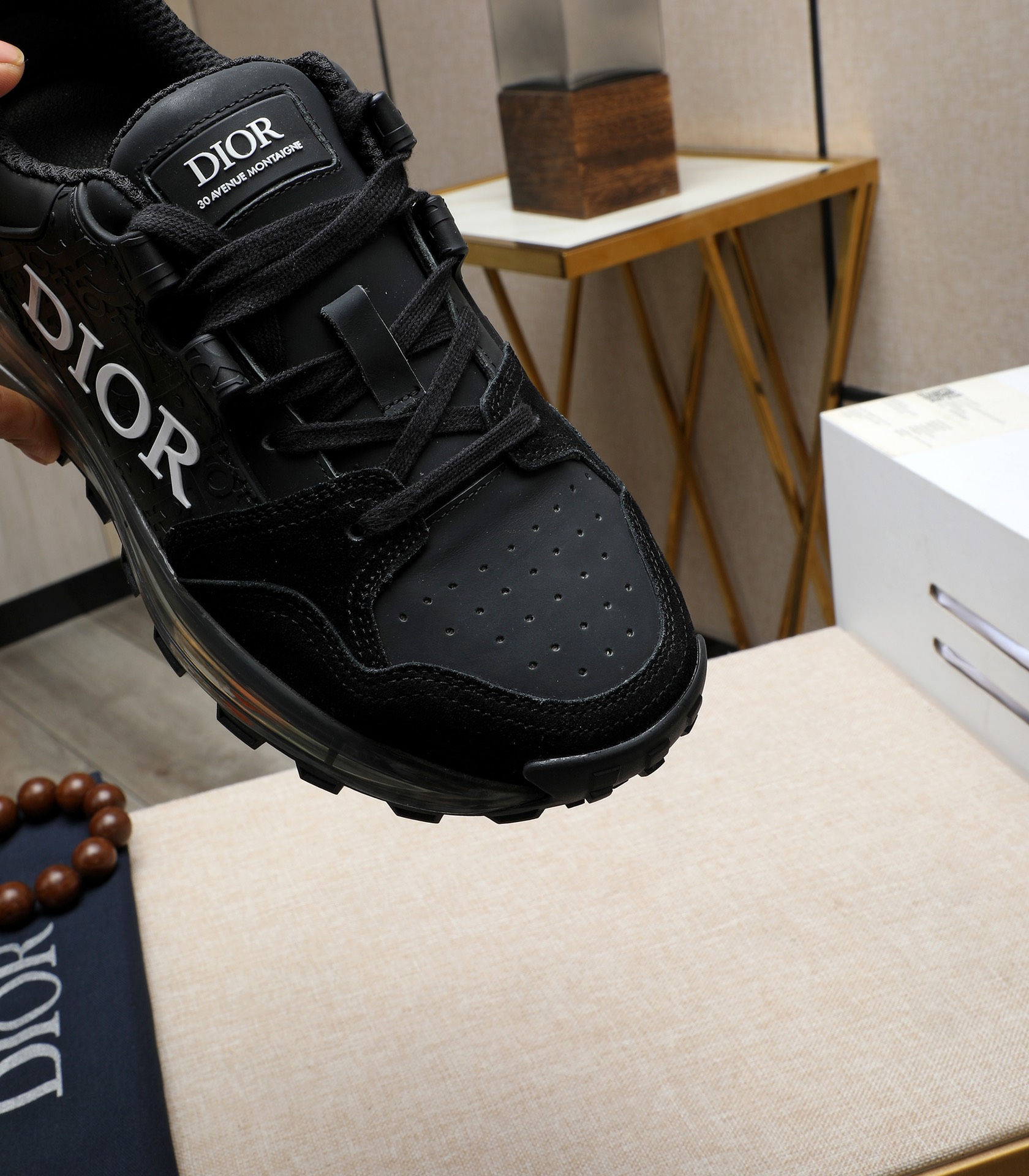 Dior 2024 Replica Sneakers: Italian Leather, Comfortable Fit, Sizes 38-44 8 i1710177581 3133 5