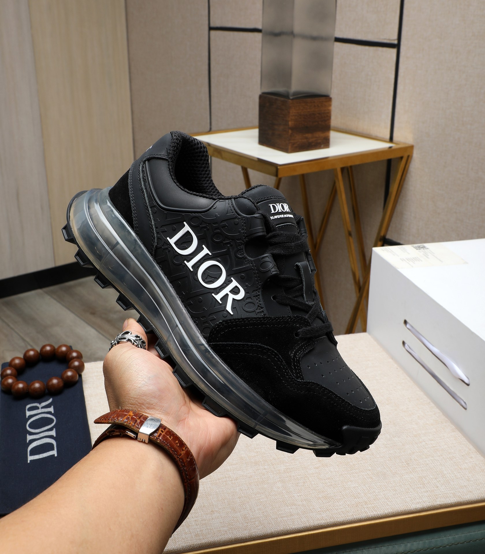 Dior 2024 Replica Sneakers: Italian Leather, Comfortable Fit, Sizes 38-44 2 i1710177581 8126 4