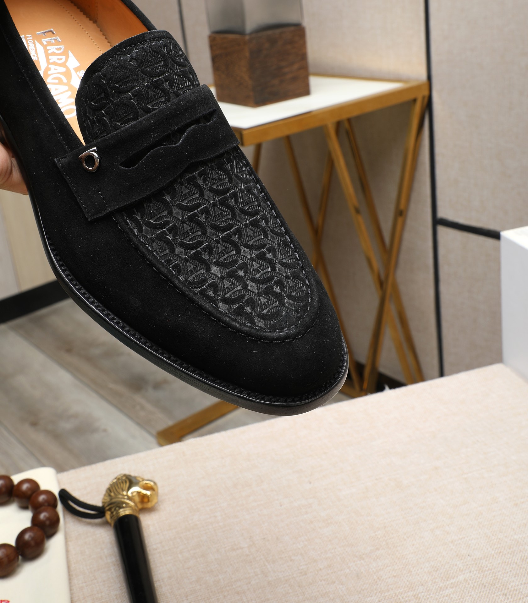 Salvatore Ferragamo Men's Black Leather Loafers - Premium Quality & Comfort 9 i1710921453 3818 8