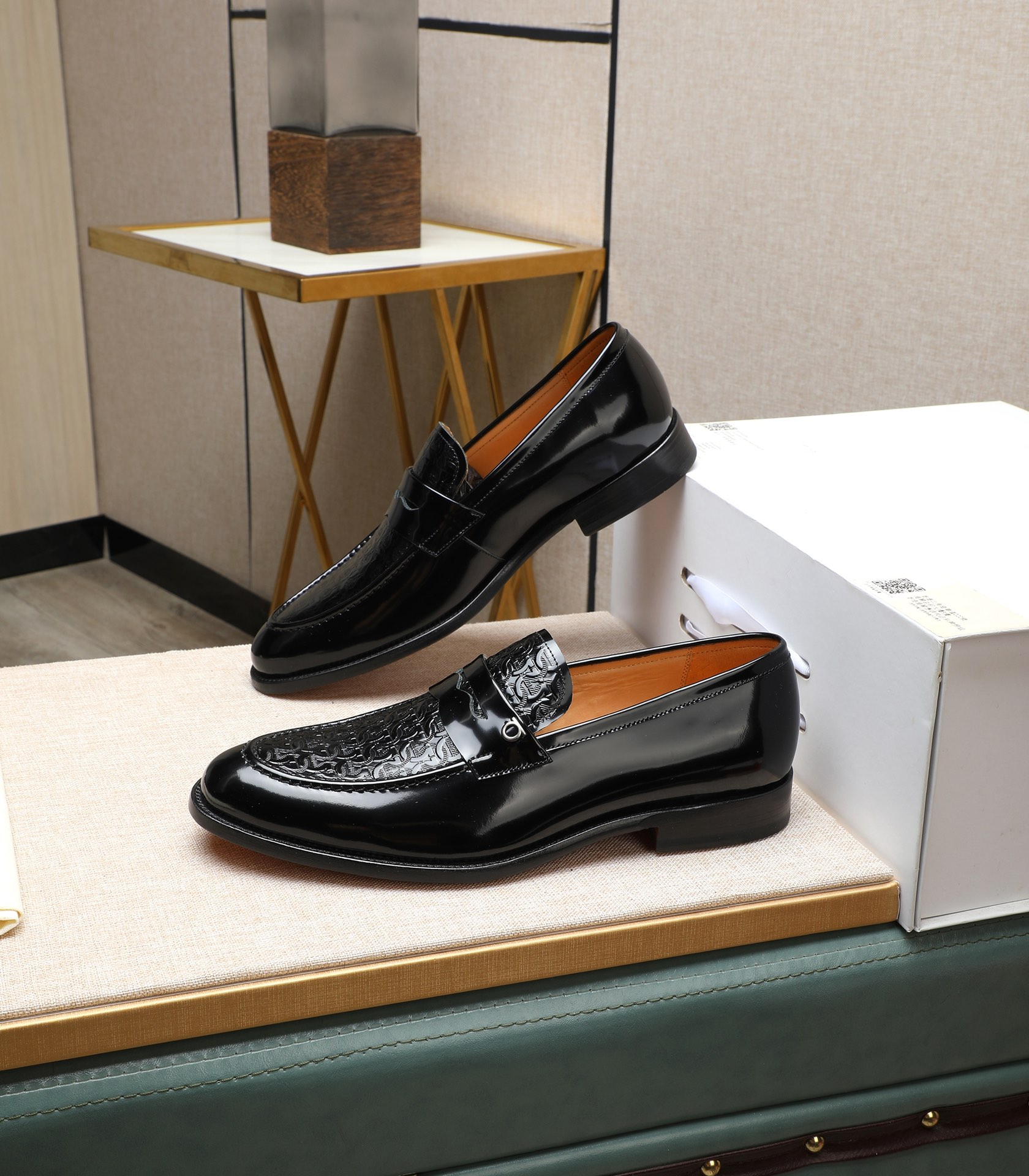 Salvatore Ferragamo Men's Black Leather Penny Loafers Dress Shoes - Size 39-44 4 i1710921486 8179 0