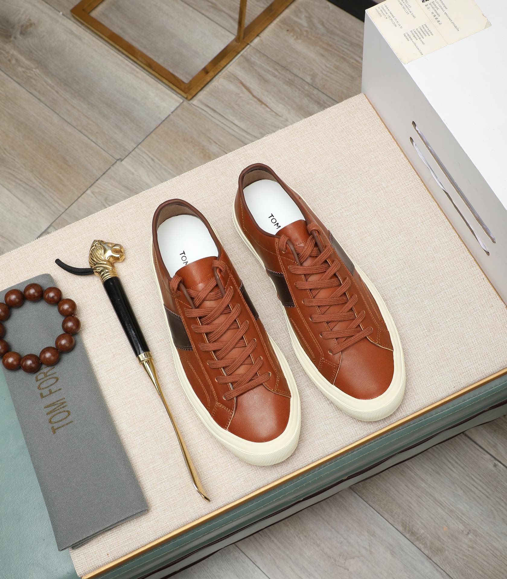 precio de fábrica Tom [TOM FORD] EE.UU. retro luz modelos de lujo [fuerte] tamaño: 39-45 [fuerte] [f