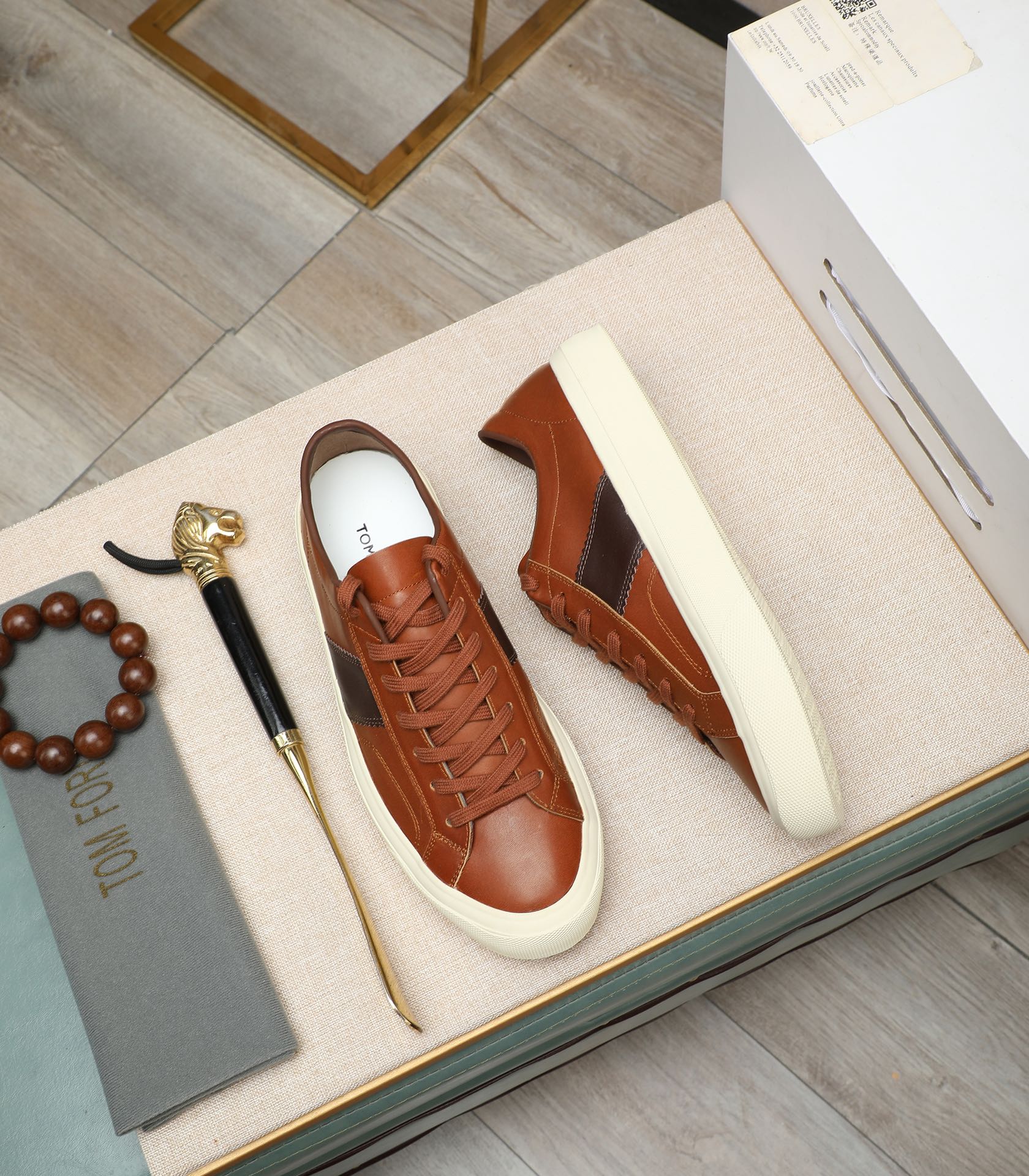 precio de fábrica Tom [TOM FORD] EE.UU. retro luz modelos de lujo [fuerte] tamaño: 39-45 [fuerte] [f