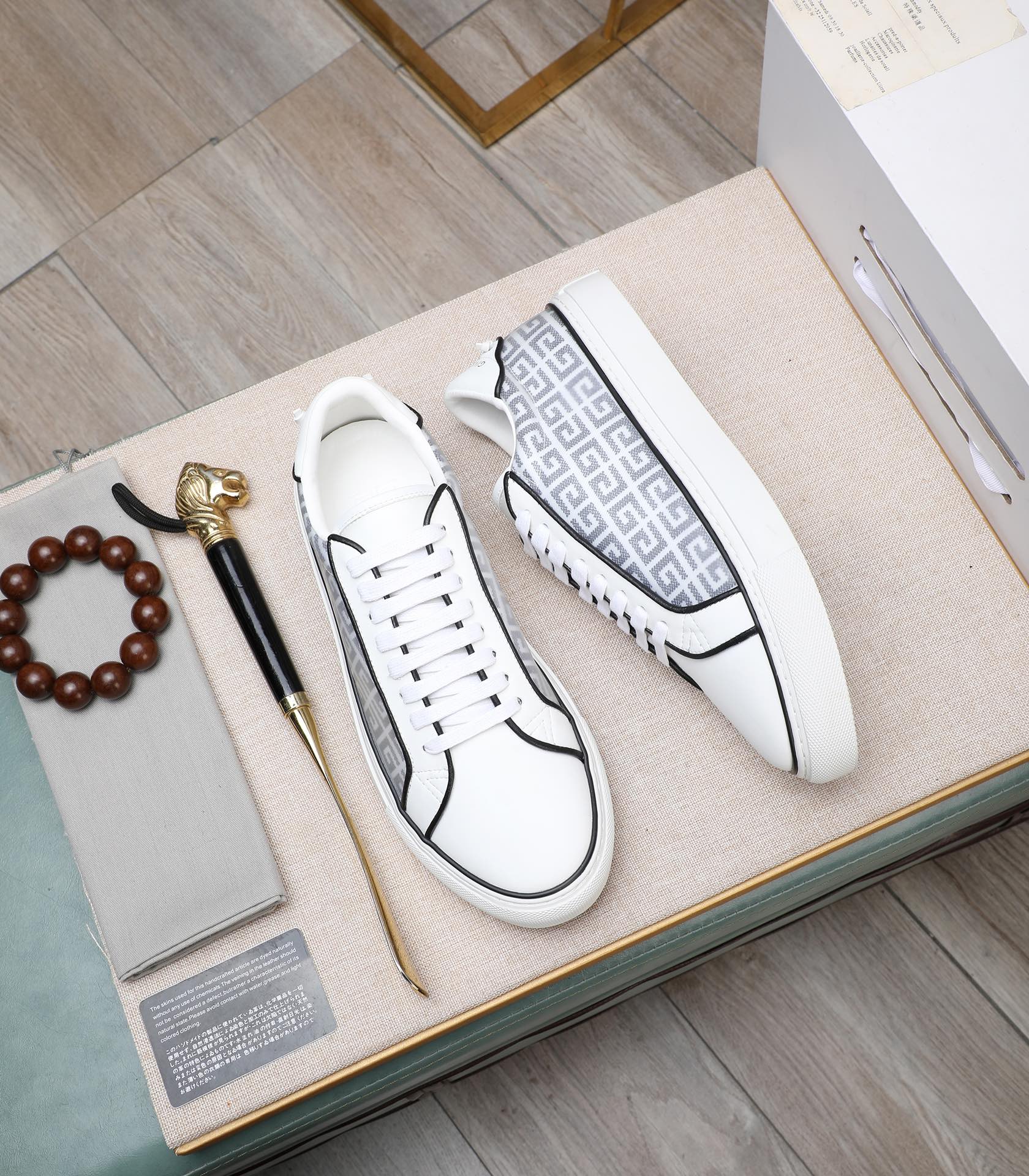 Givenchy Casual Sneakers White Leather for Men, Comfortable and Stylish 3 i1732862418 9256 0